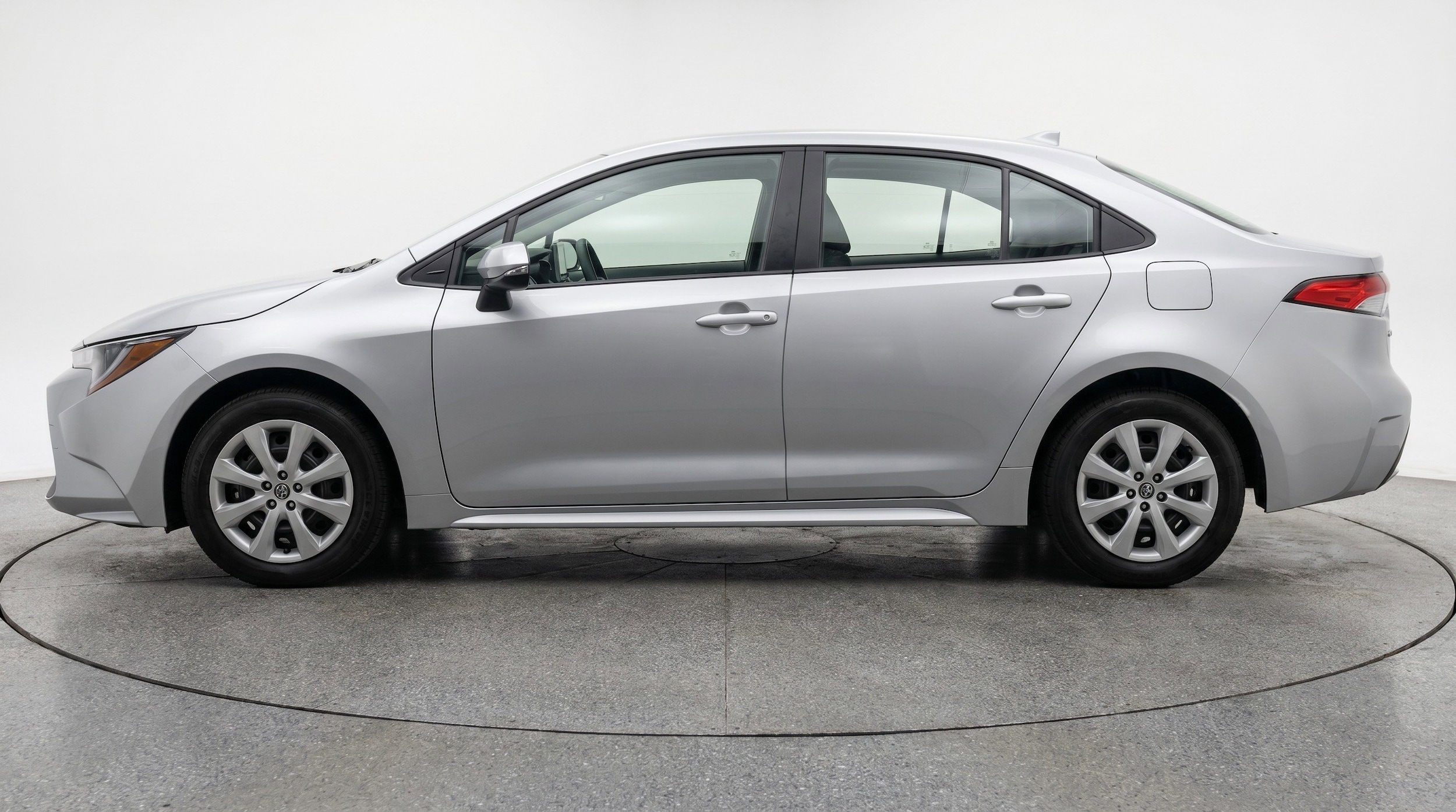 Thumbnail: 2025 Toyota Corolla - 5