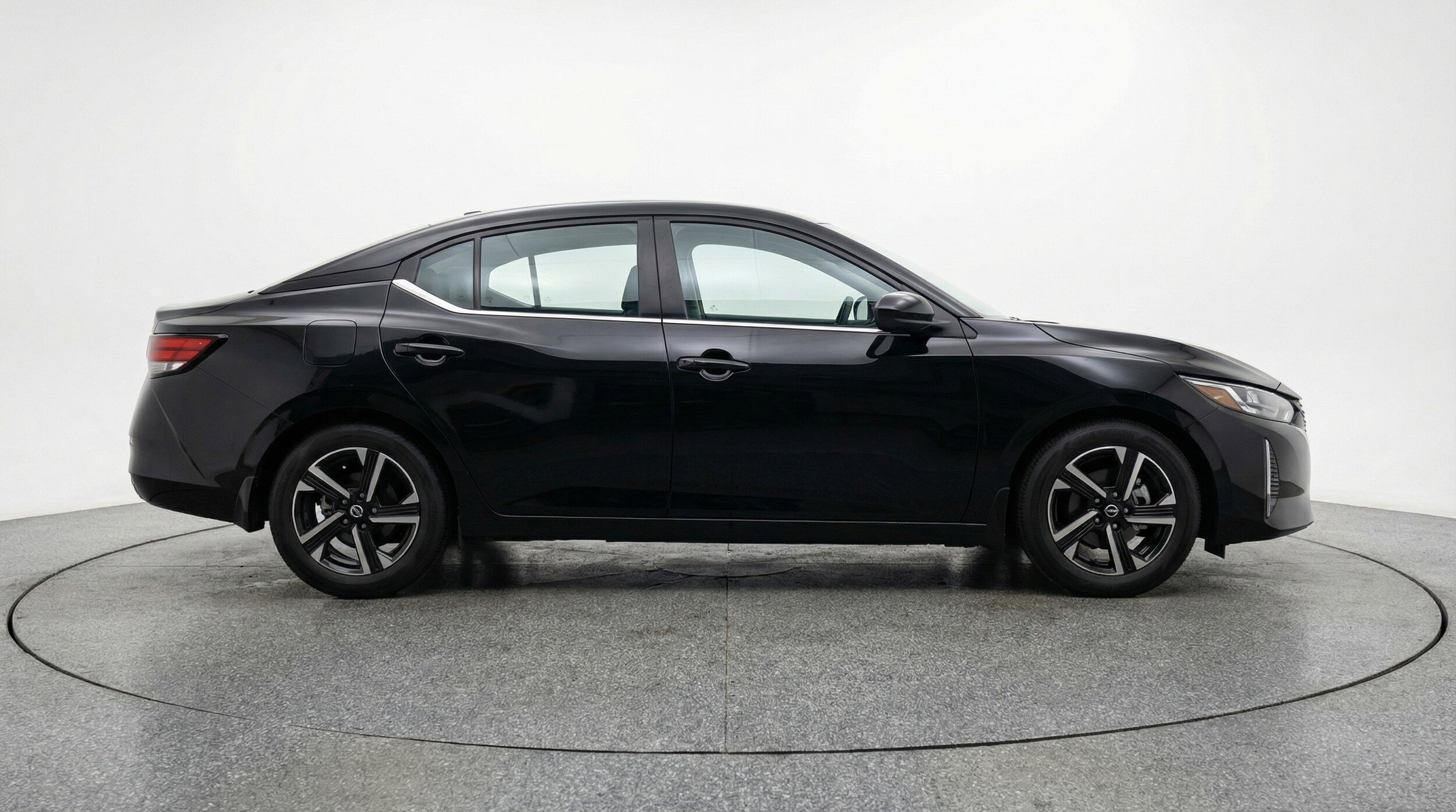 Thumbnail: 2025 Nissan Sentra - 11