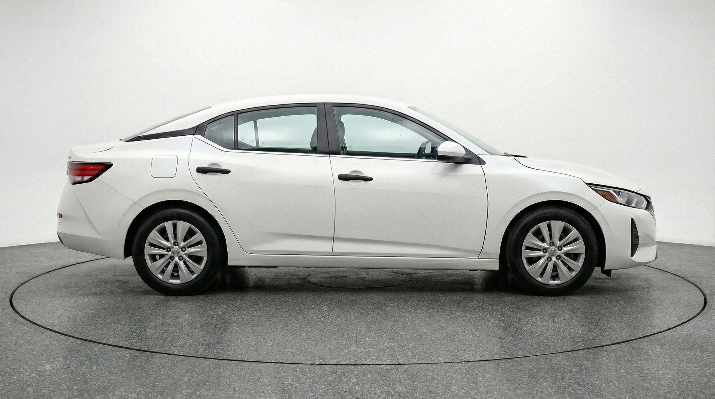 Thumbnail: 2025 Nissan Sentra - 8