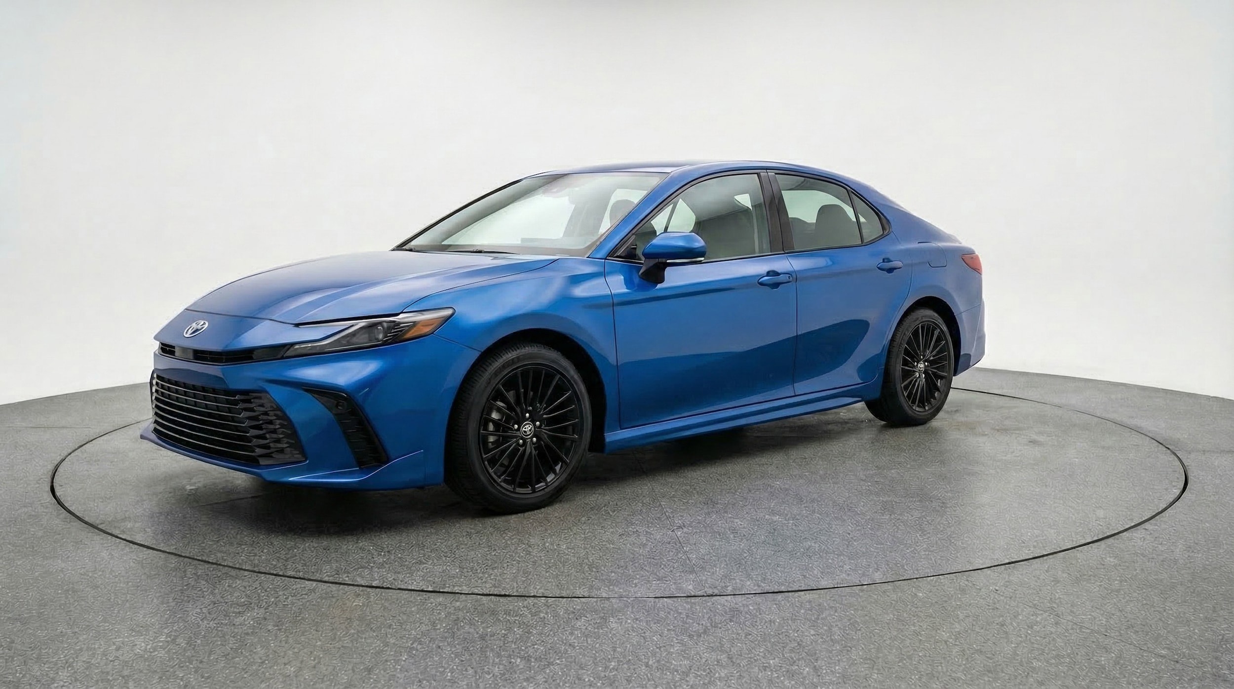 Thumbnail: 2025 Toyota Camry - 3