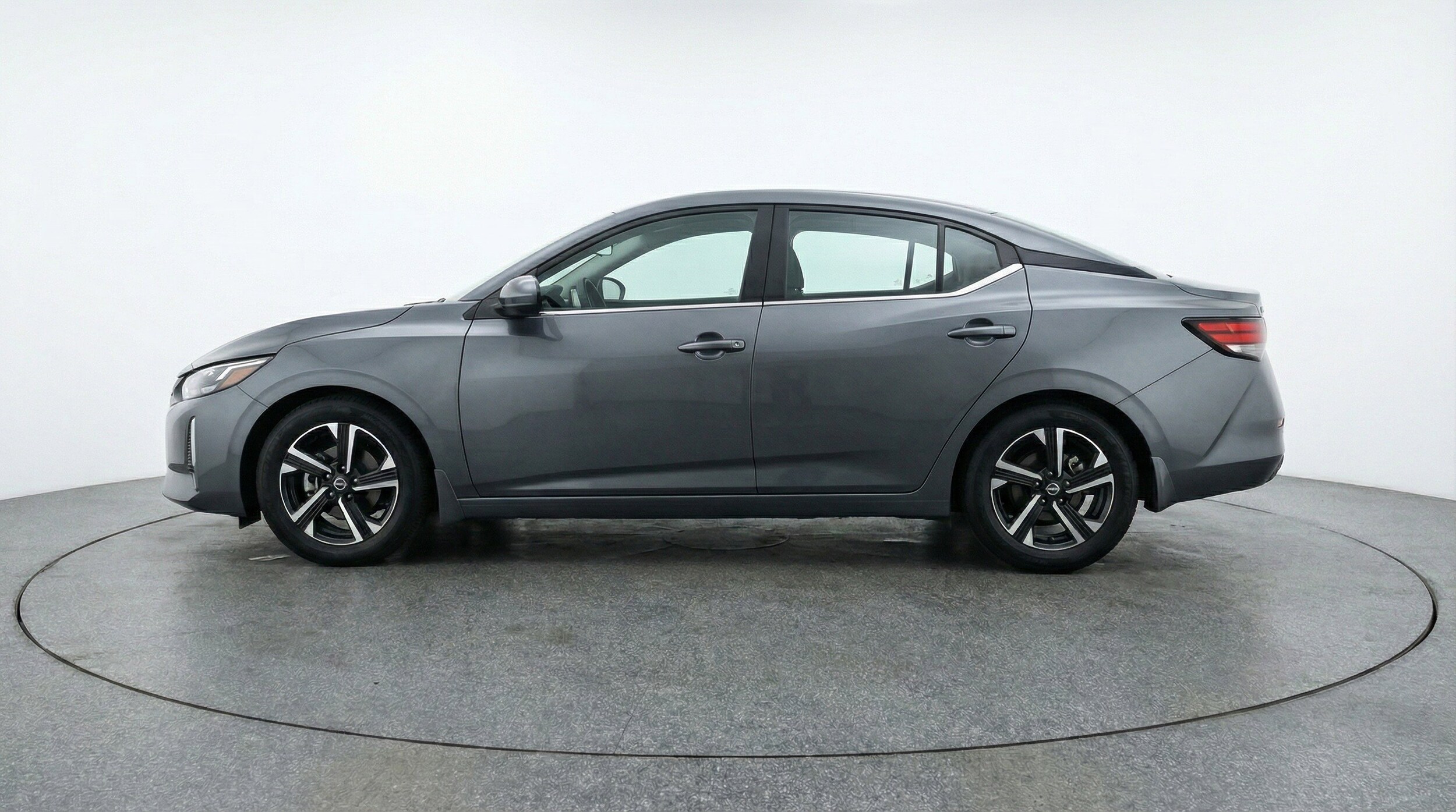 Thumbnail: 2025 Nissan Sentra - 5