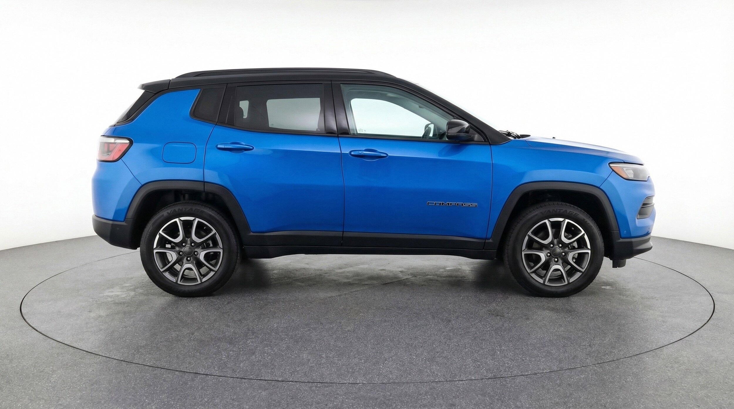 Thumbnail: 2025 Jeep Compass - 11