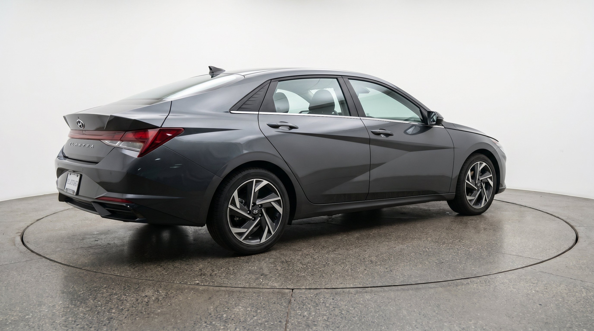 Thumbnail: 2025 Hyundai Elantra - 9