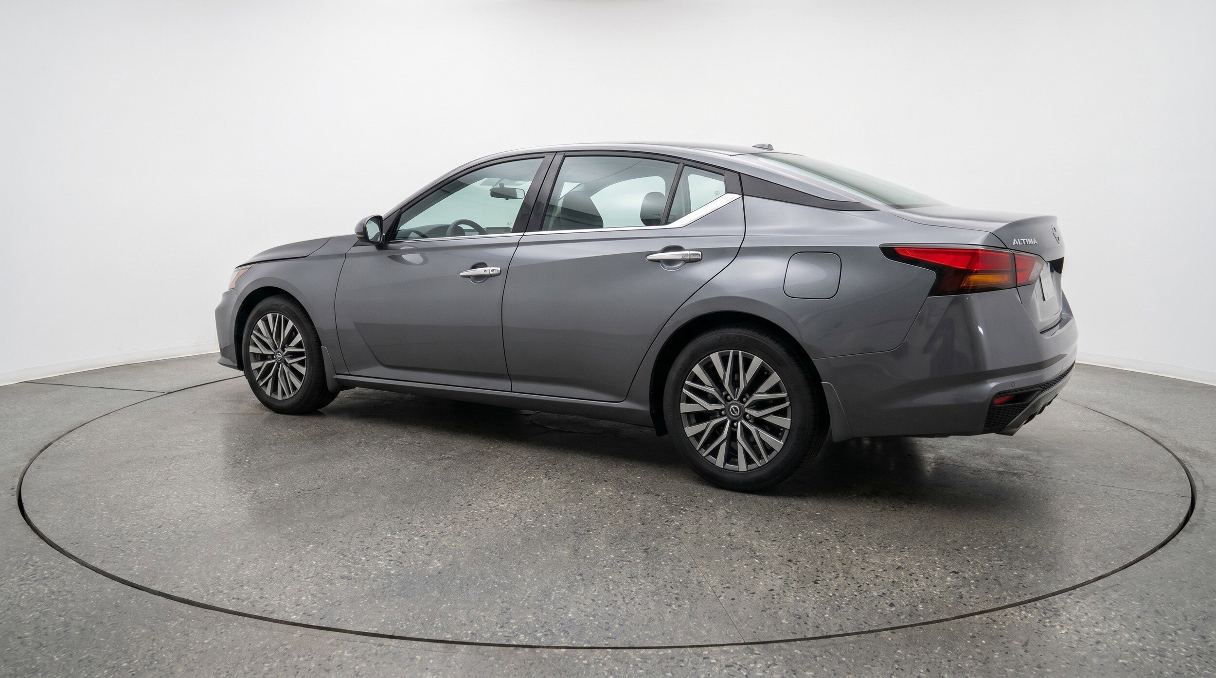 Thumbnail: 2025 Nissan Altima - 6