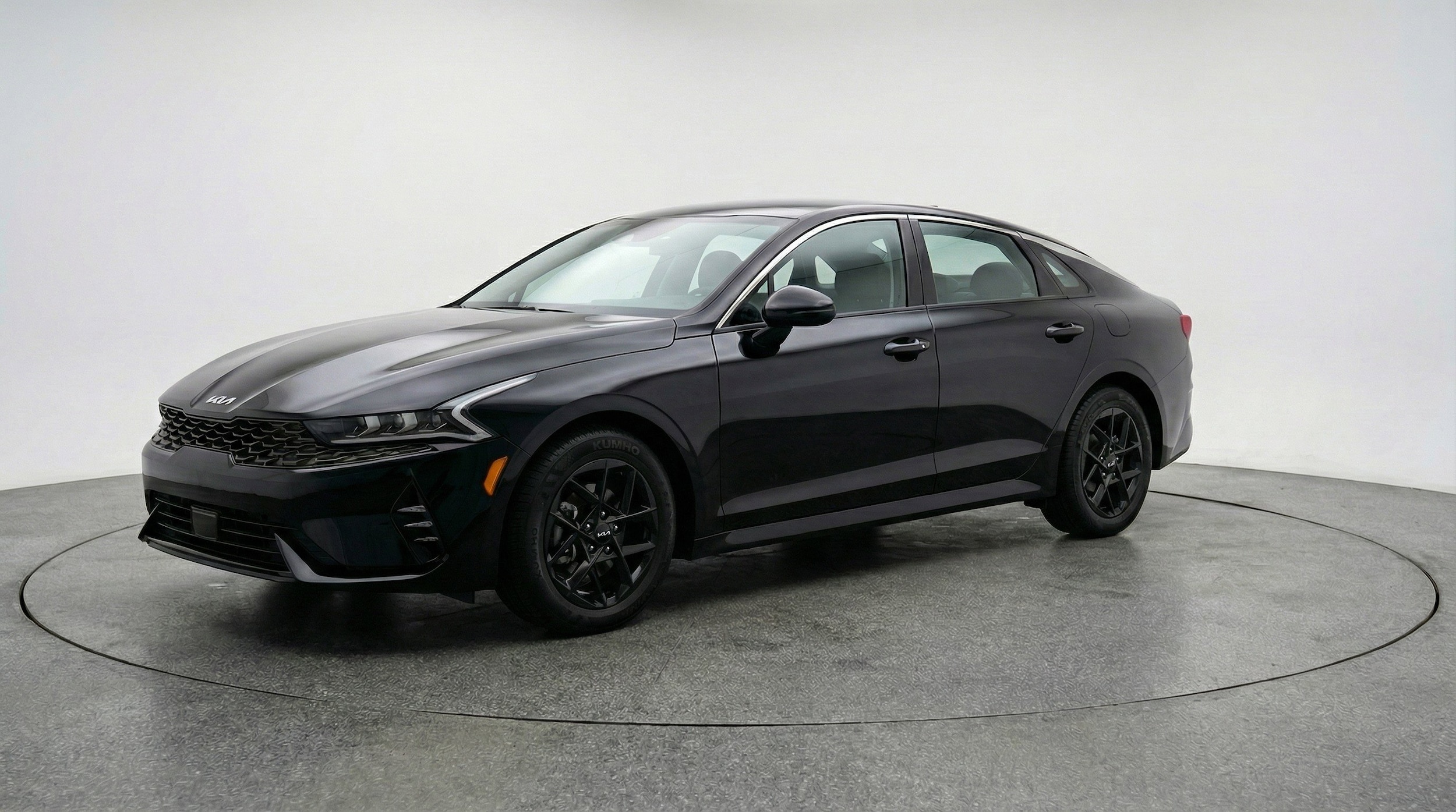 Thumbnail: 2025 Kia K5 - 3