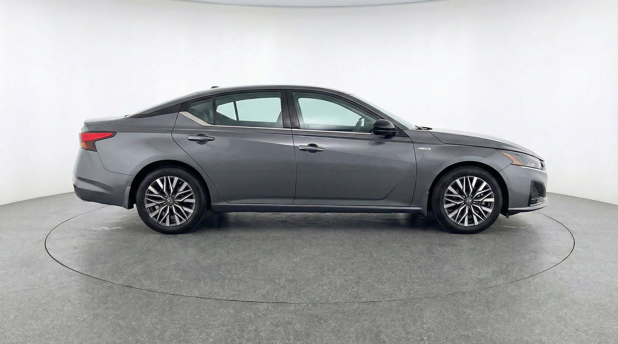 Thumbnail: 2025 Nissan Altima - 11