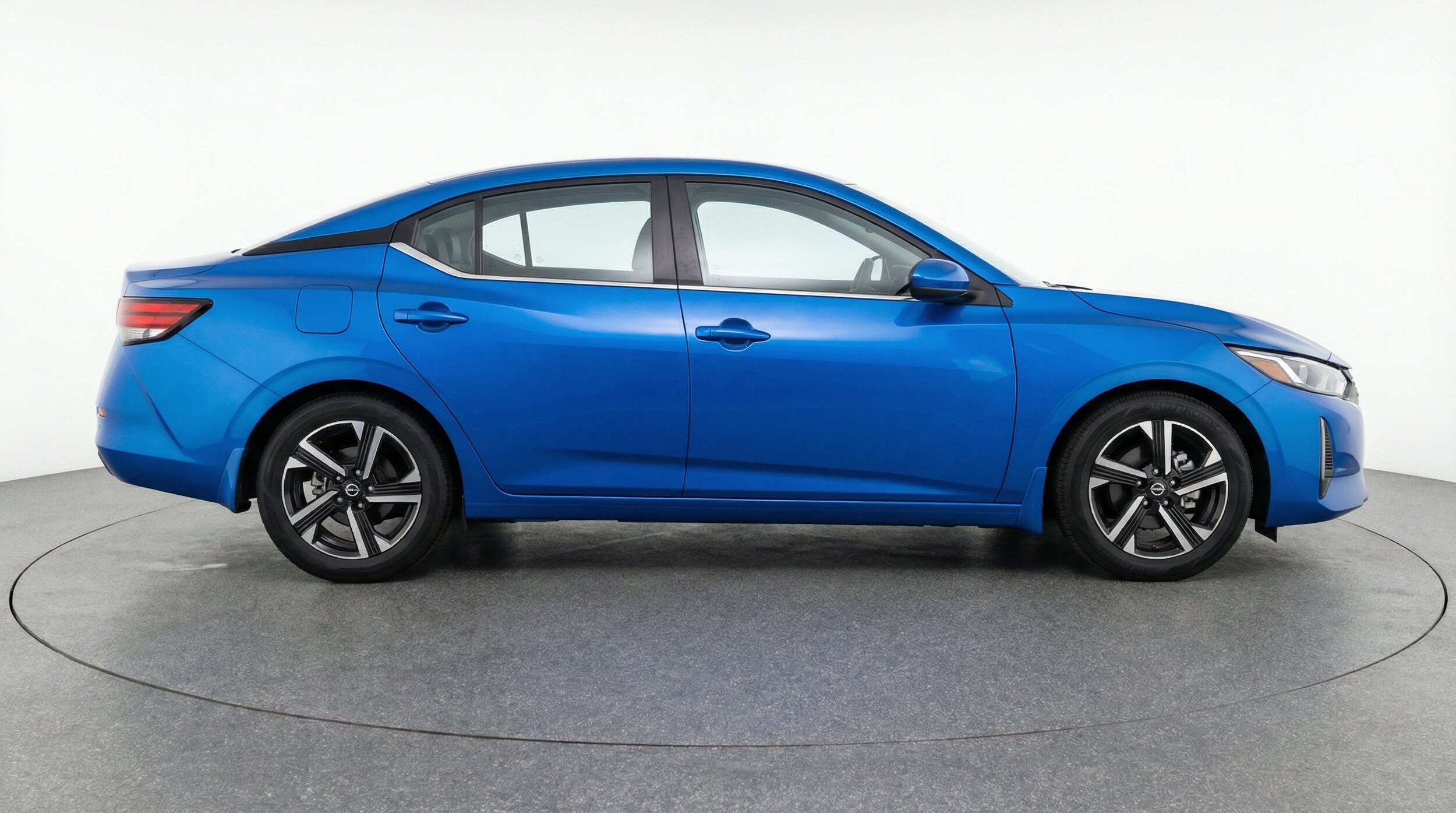 Thumbnail: 2025 Nissan Sentra - 11