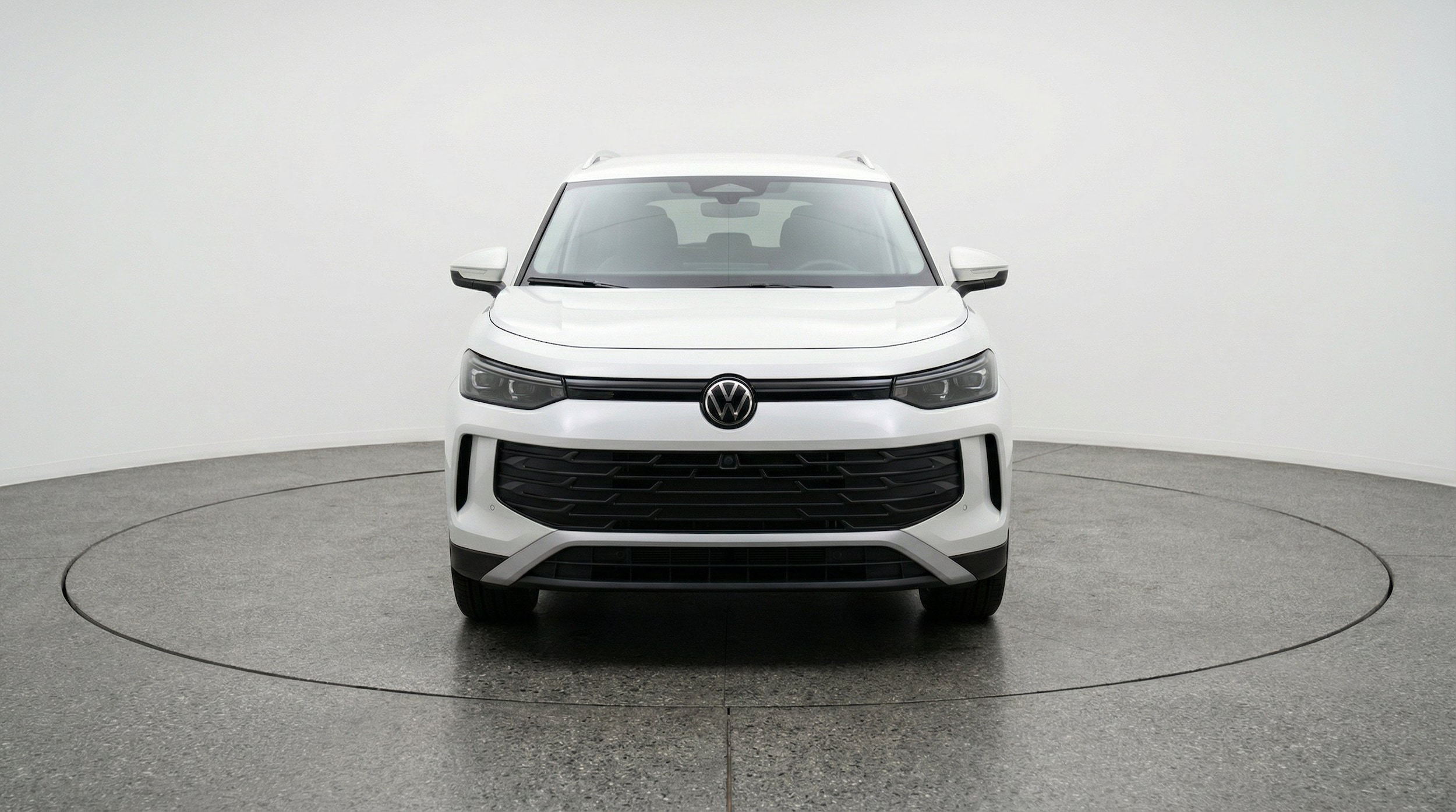 Thumbnail: 2026 Volkswagen Tiguan - 2