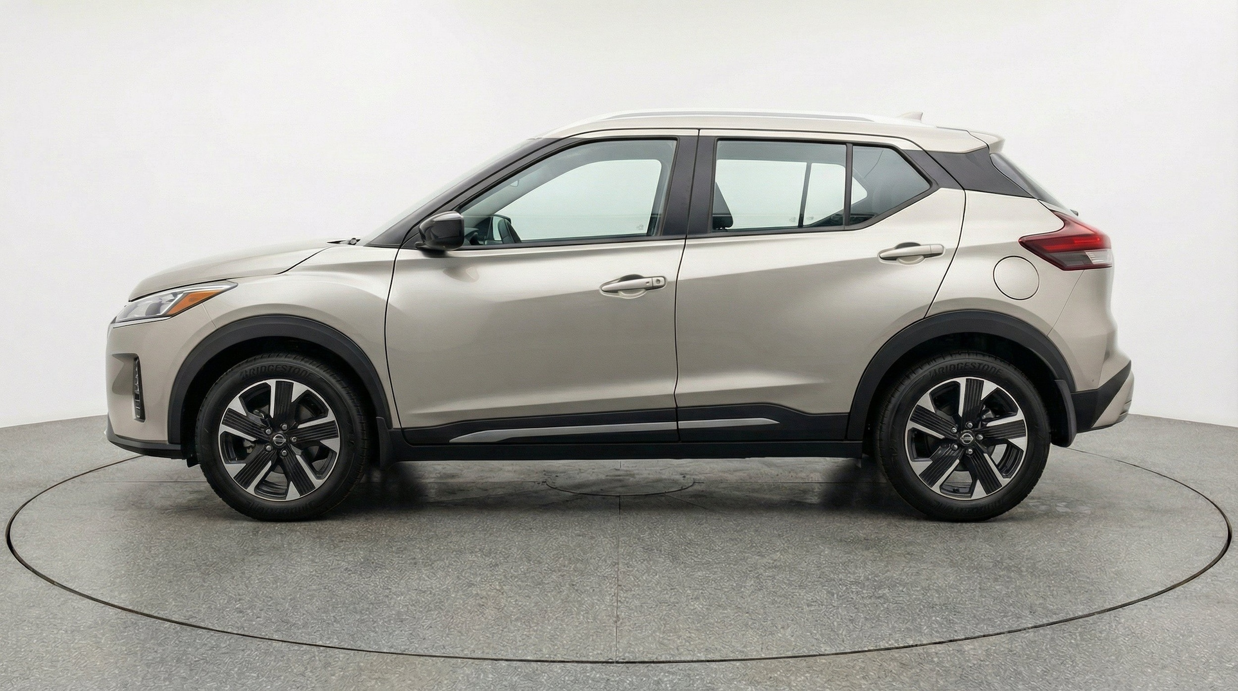 Thumbnail: 2026 Nissan Kicks - 5