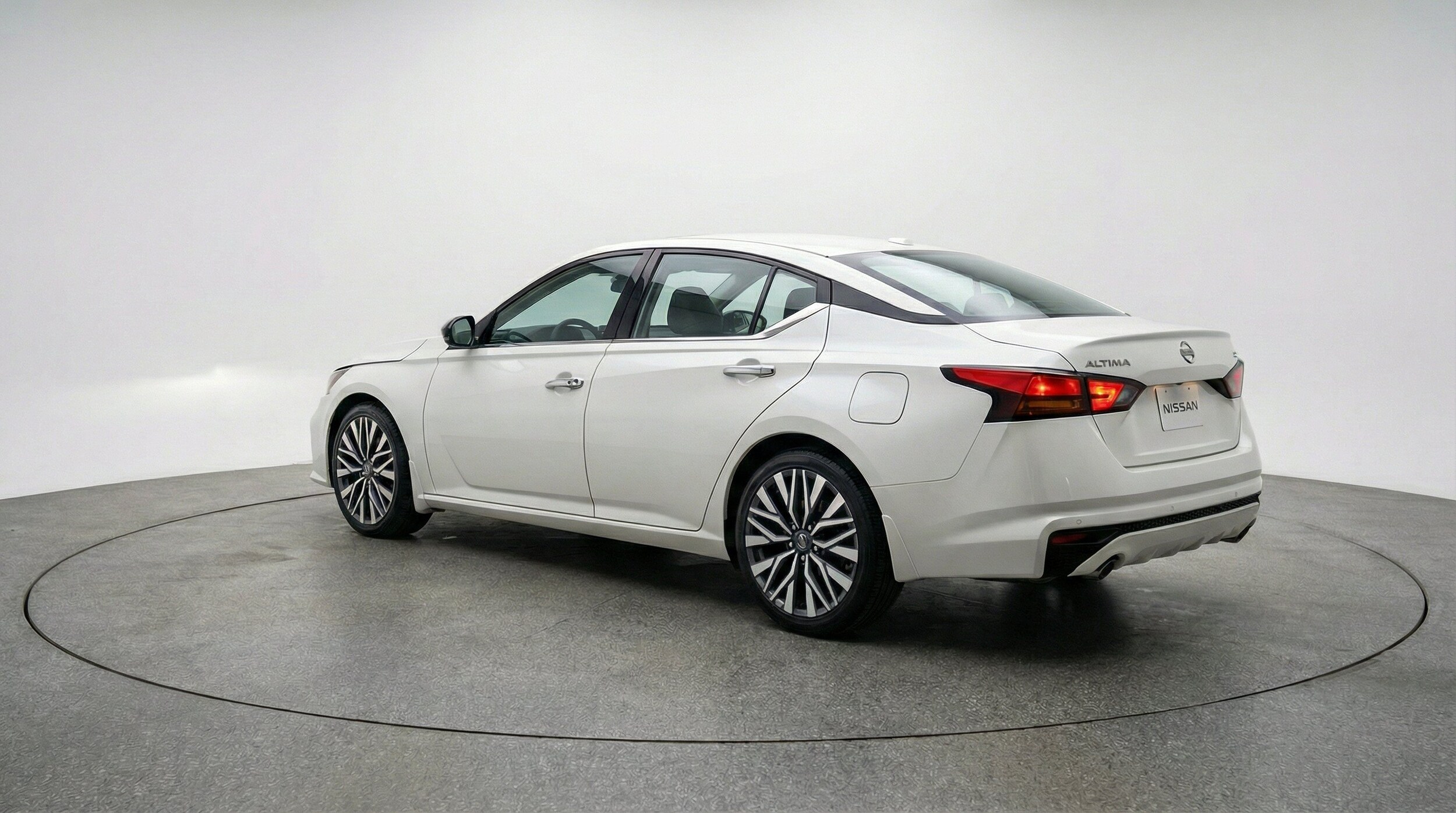 Thumbnail: 2025 Nissan Altima - 6
