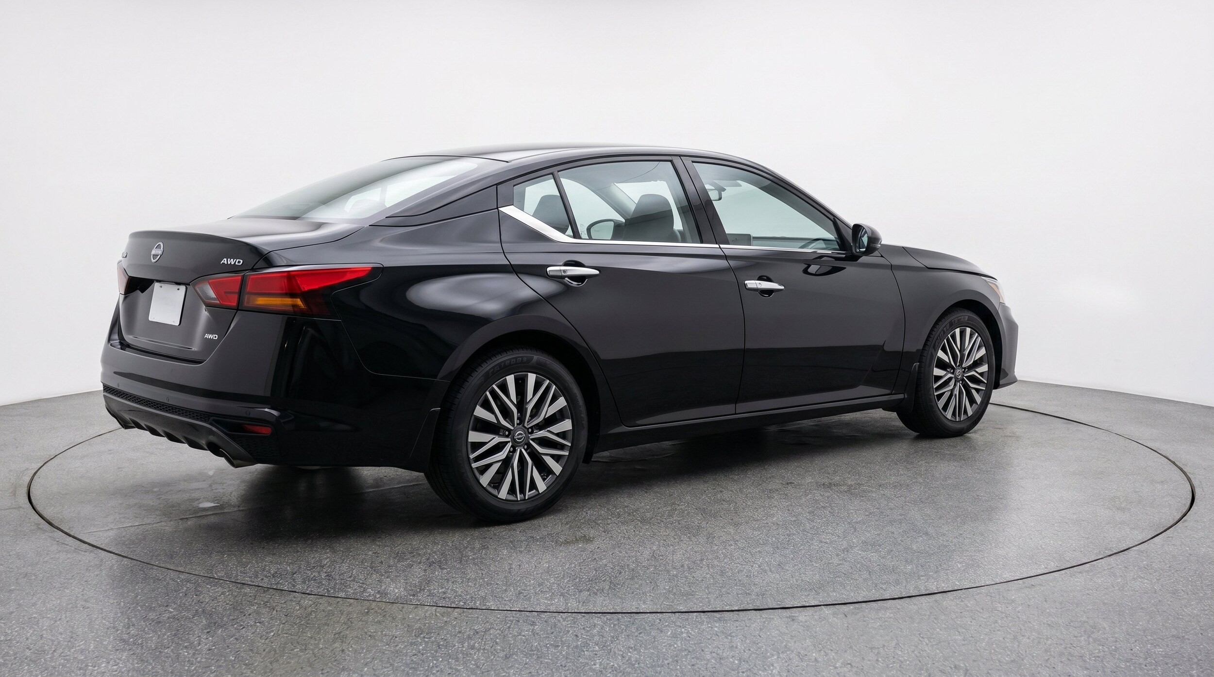 Thumbnail: 2025 Nissan Altima - 9