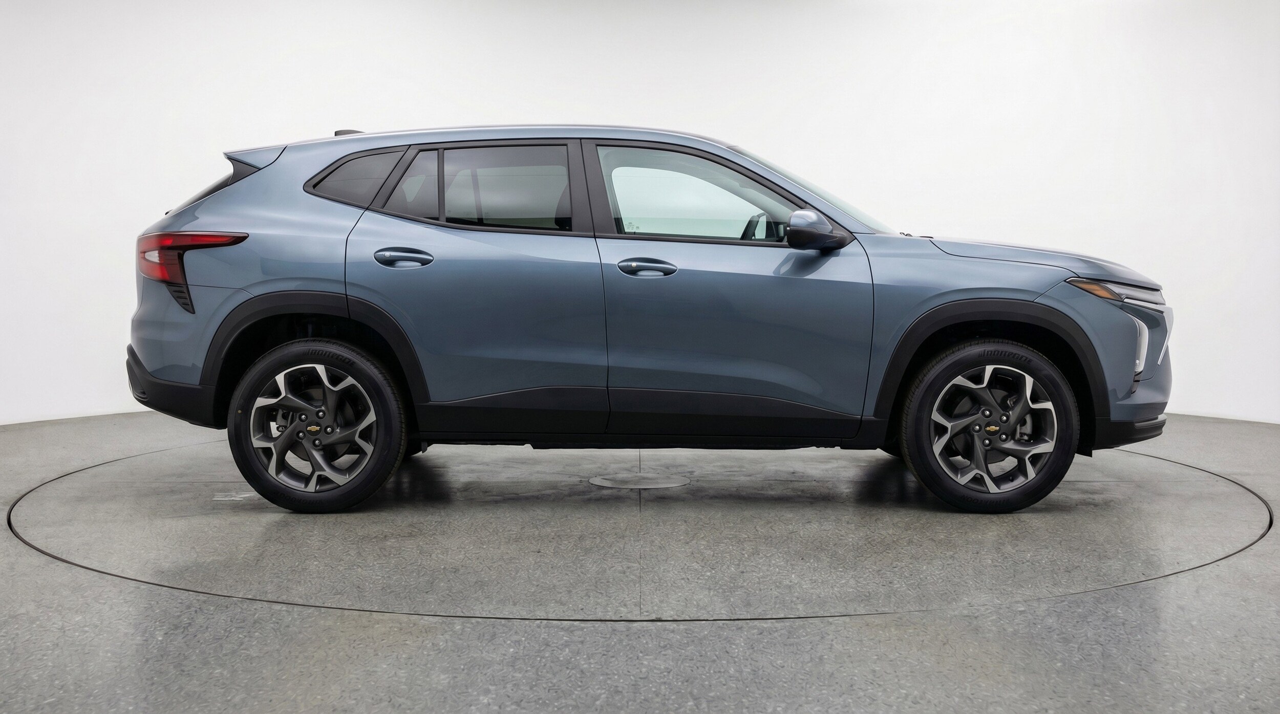 Thumbnail: 2025 Chevrolet Trax - 11