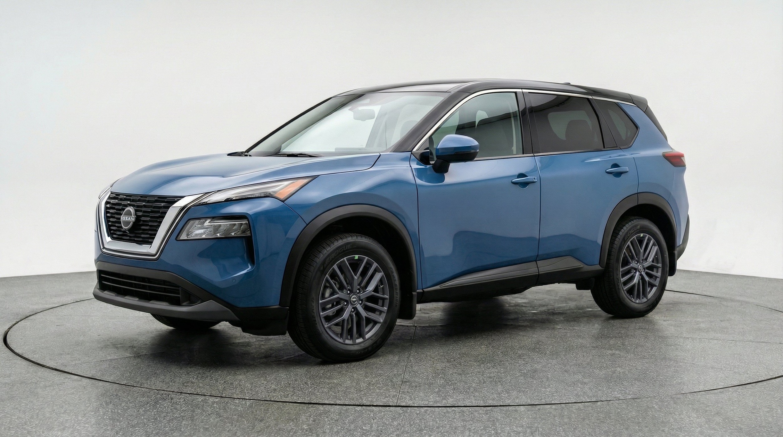Thumbnail: 2026 Nissan Rogue - 3