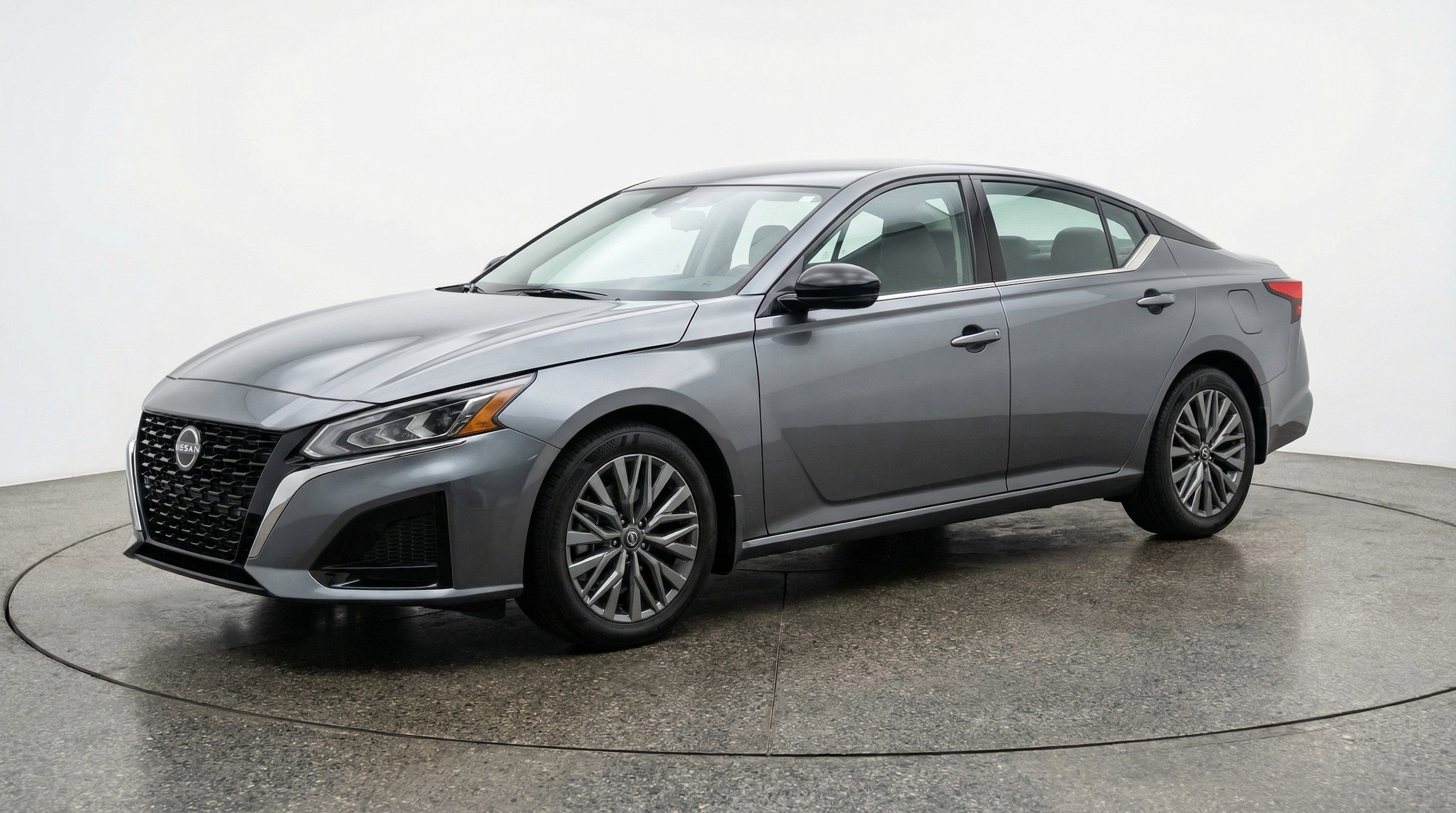 Thumbnail: 2025 Nissan Altima - 3