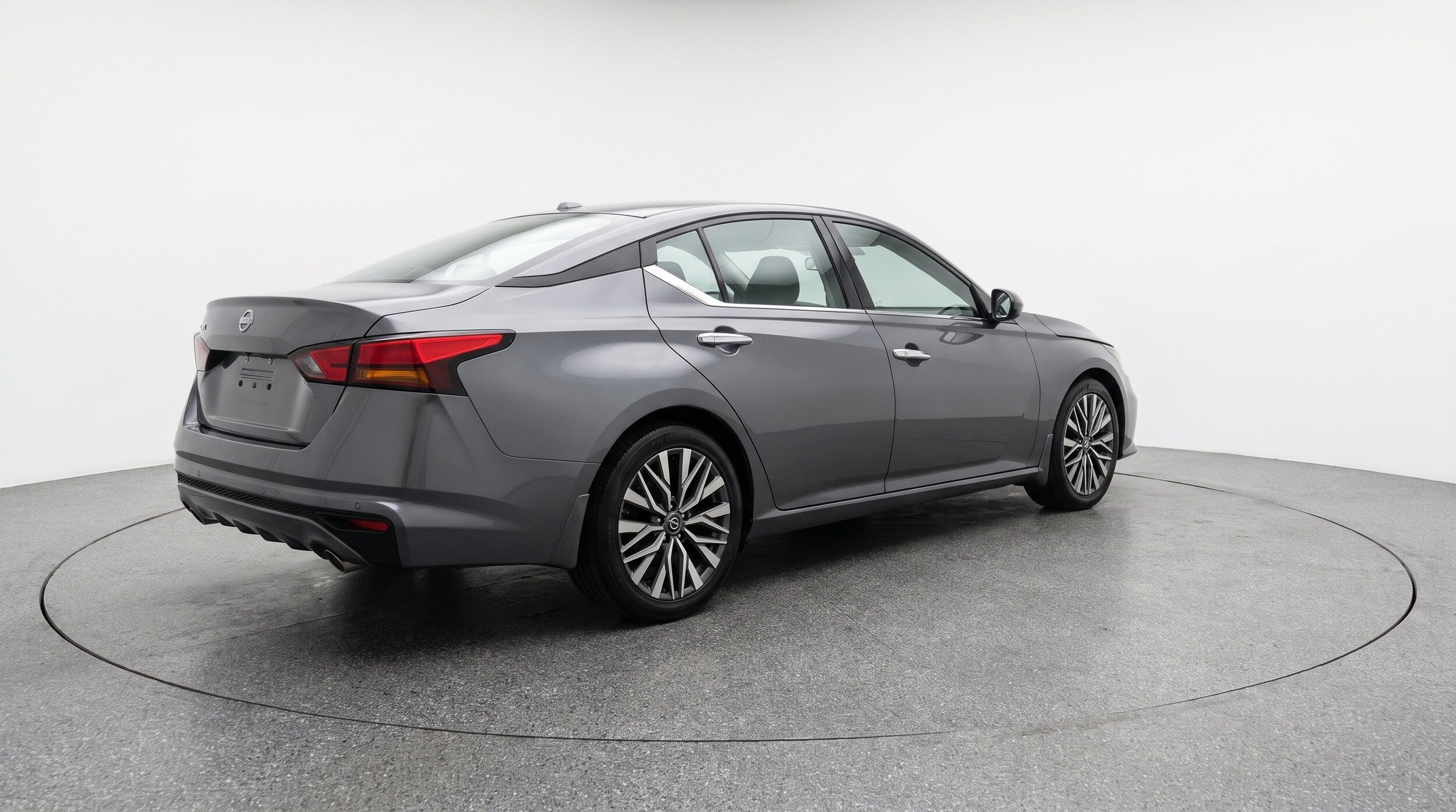 Thumbnail: 2025 Nissan Altima - 9