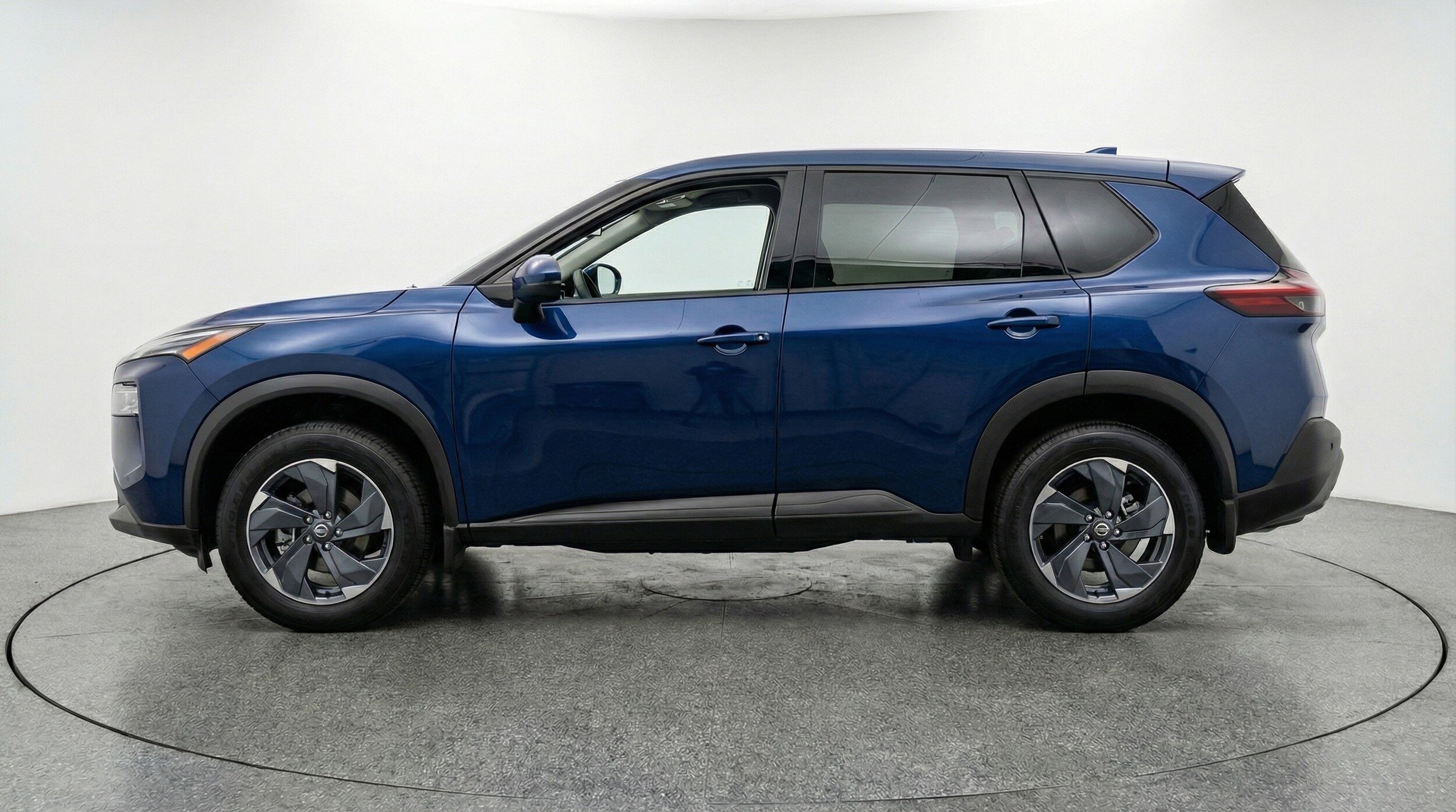 Thumbnail: 2025 Nissan Rogue - 5