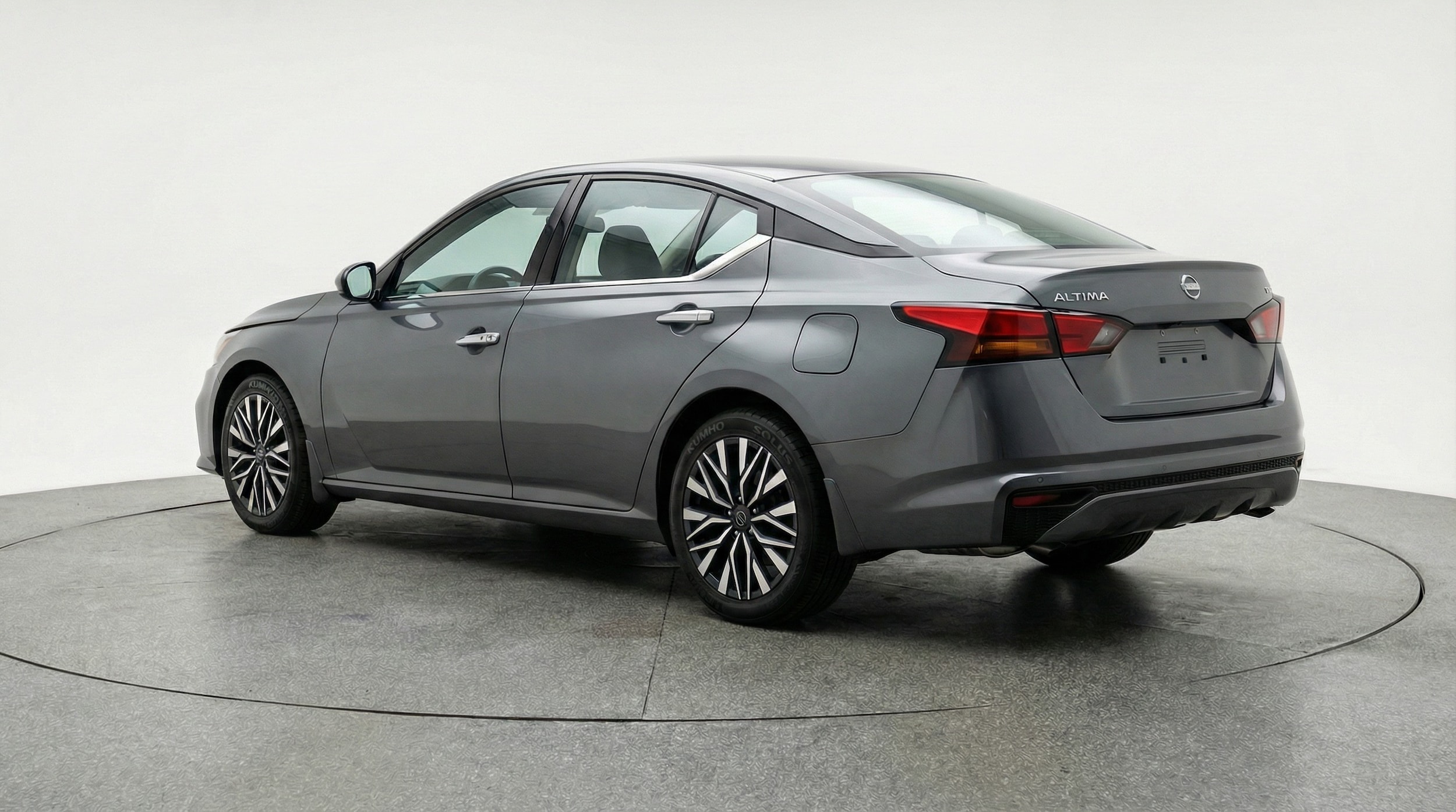 Thumbnail: 2025 Nissan Altima - 5