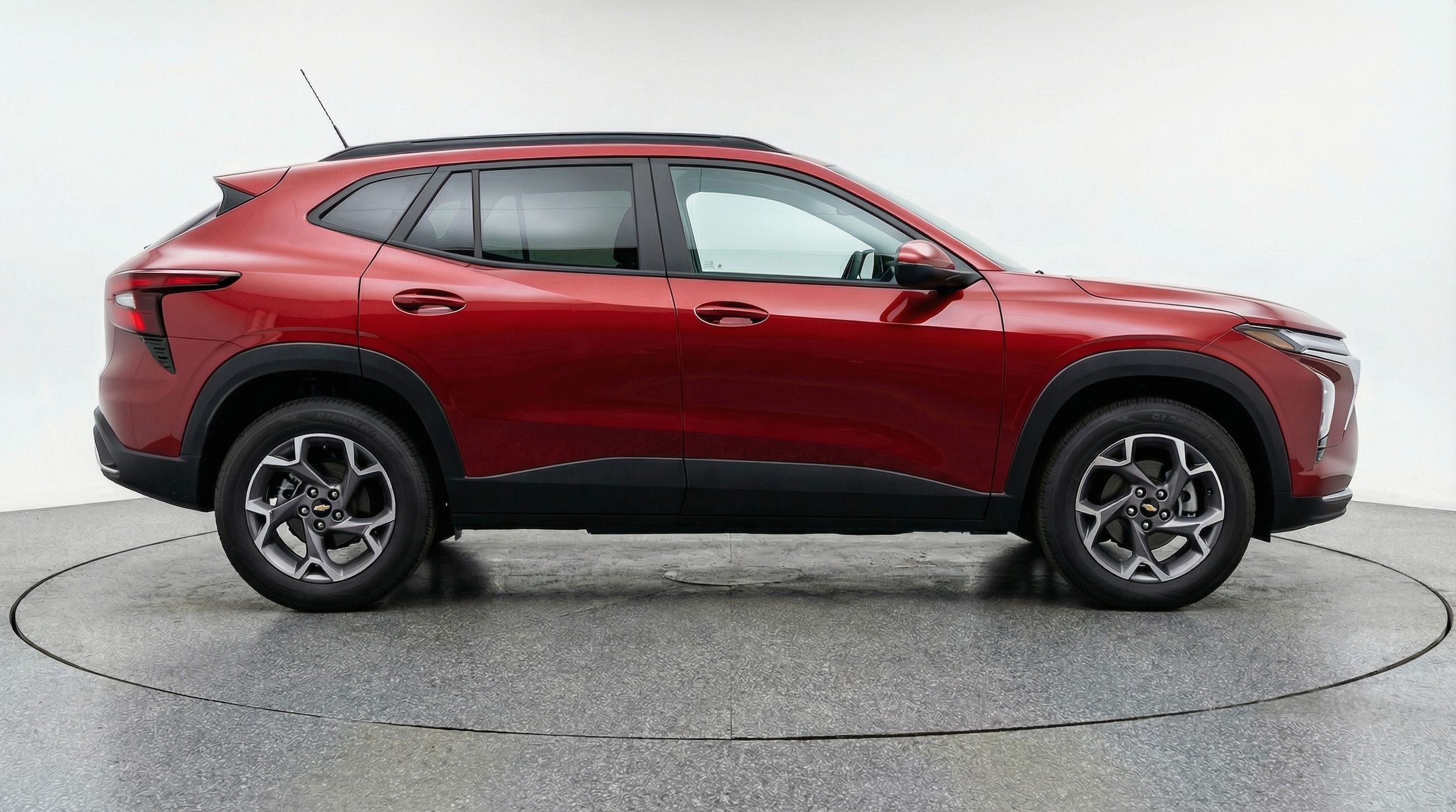Thumbnail: 2025 Chevrolet Trax - 8