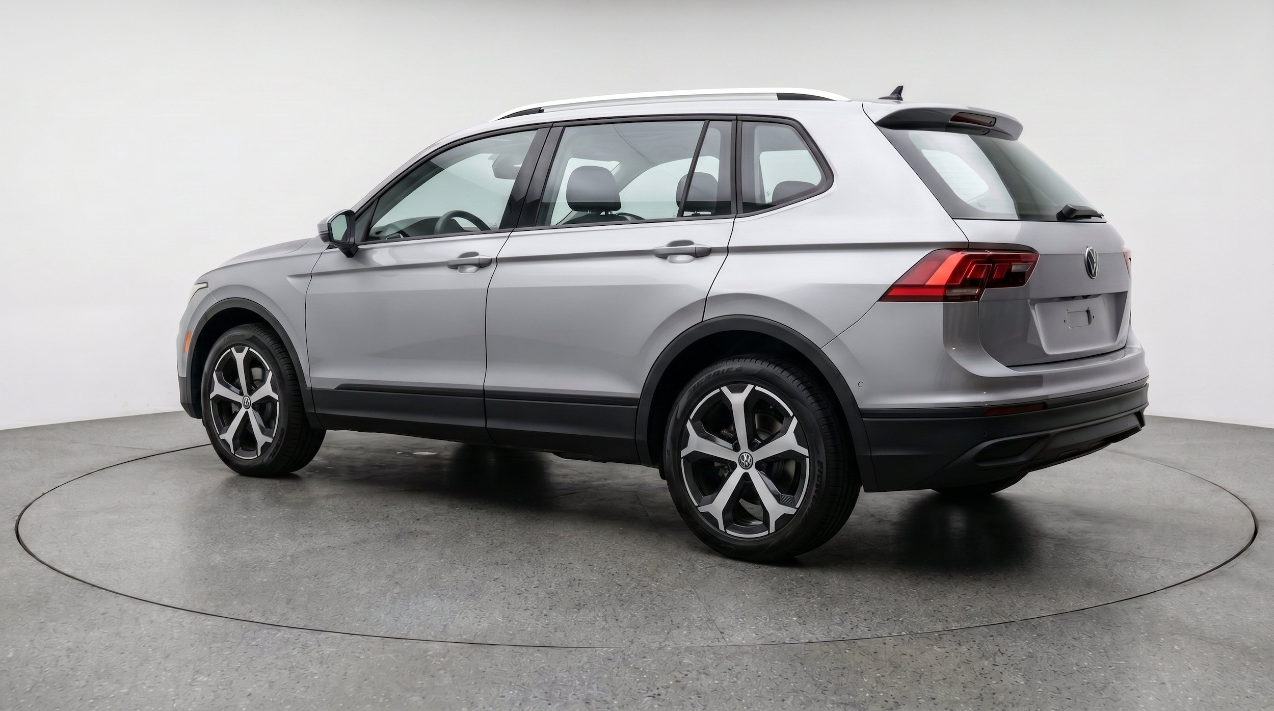 Thumbnail: 2026 Volkswagen Tiguan - 6