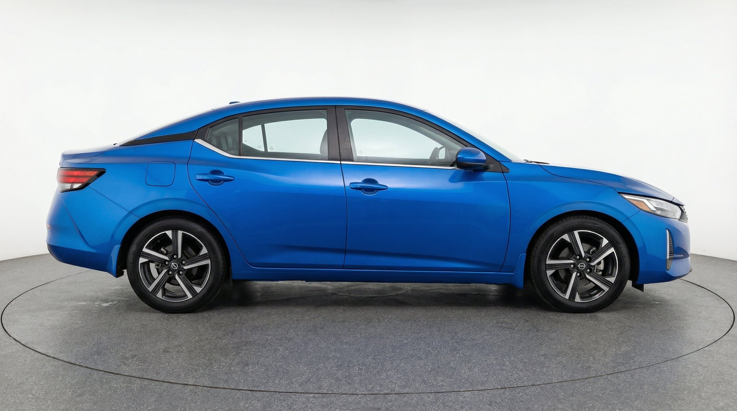 Thumbnail: 2025 Nissan Sentra - 11