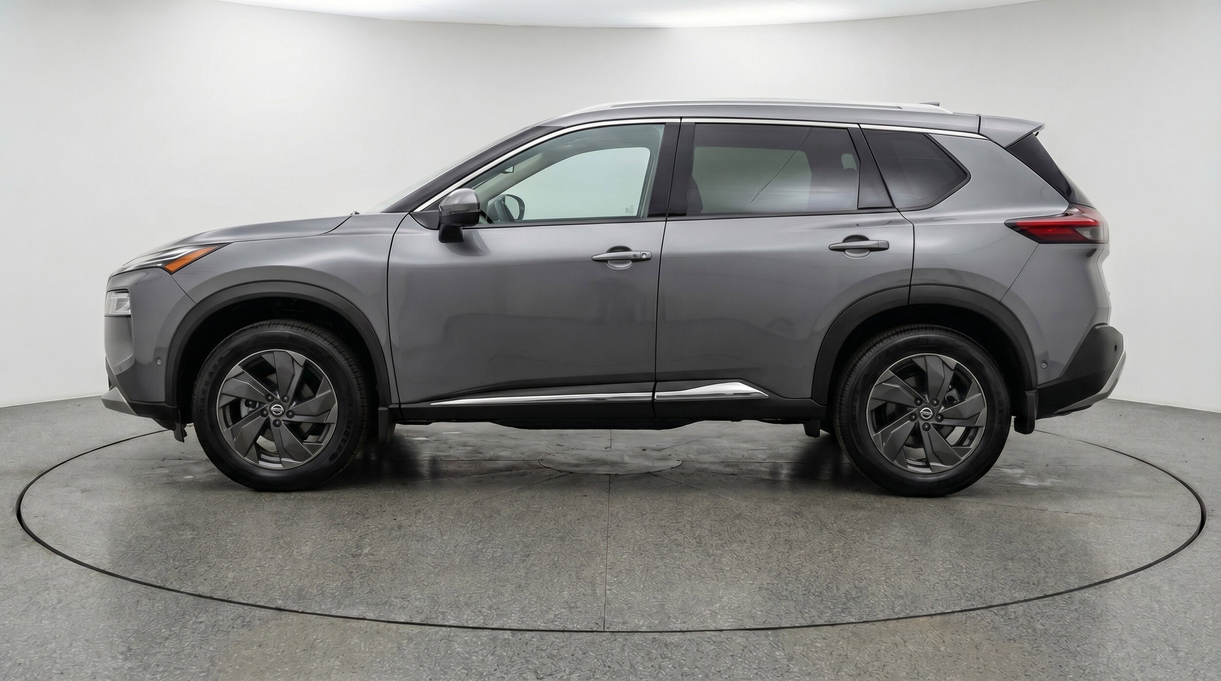 Thumbnail: 2025 Nissan Rogue - 5