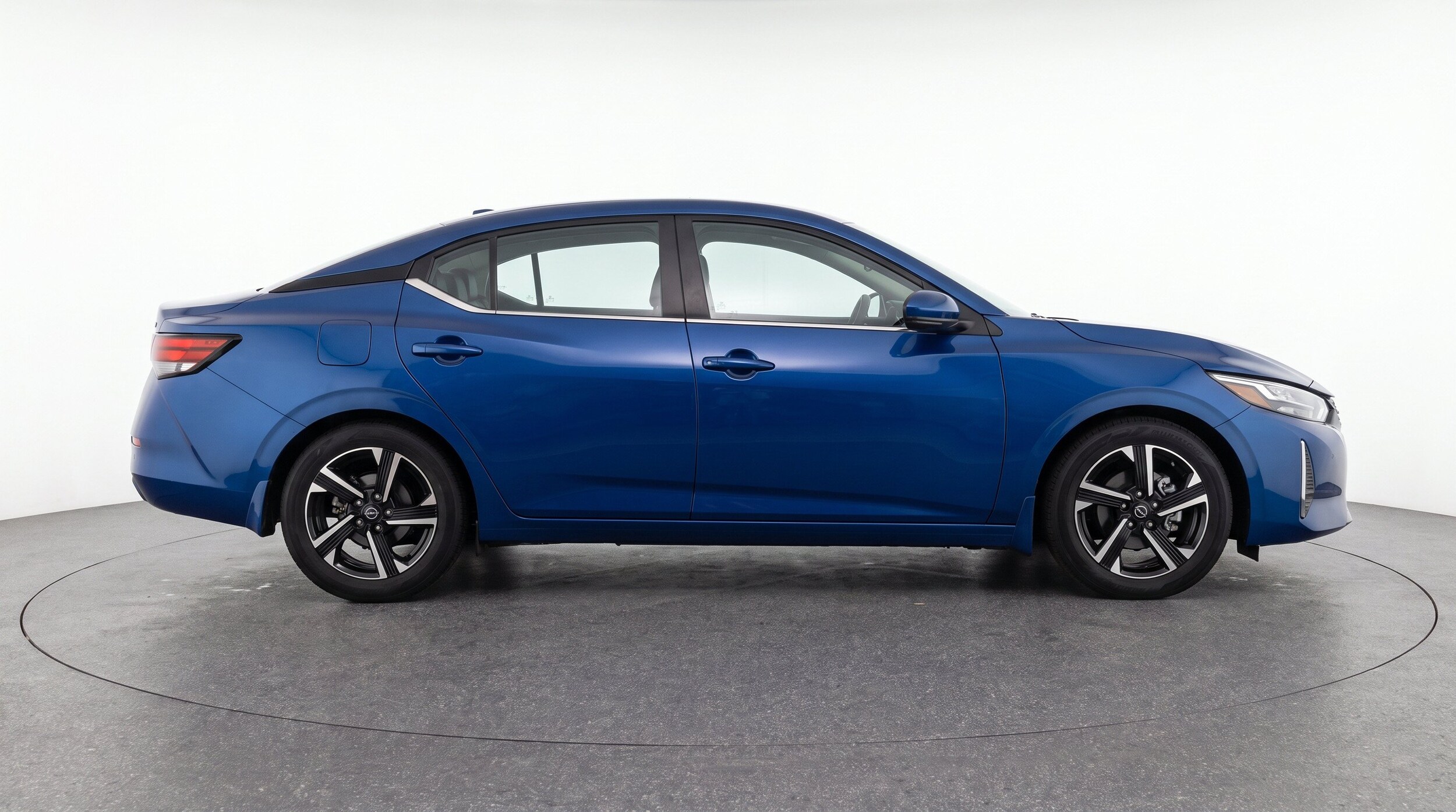 Thumbnail: 2025 Nissan Sentra - 11