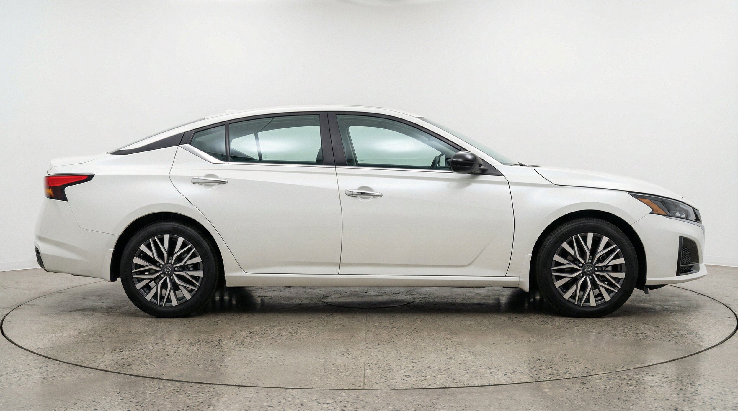 Thumbnail: 2025 Nissan Altima - 11