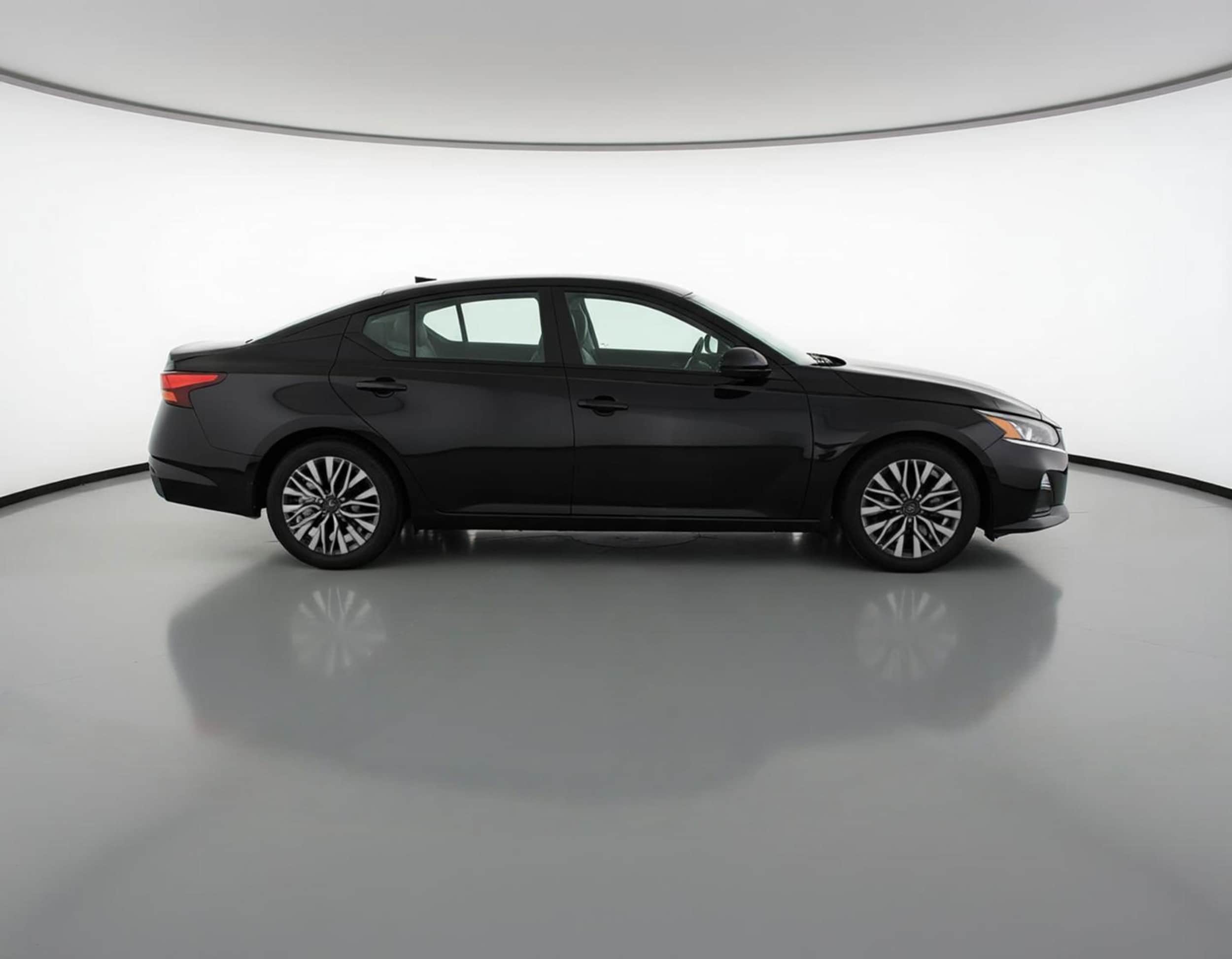 Thumbnail: 2025 Nissan Altima - 8