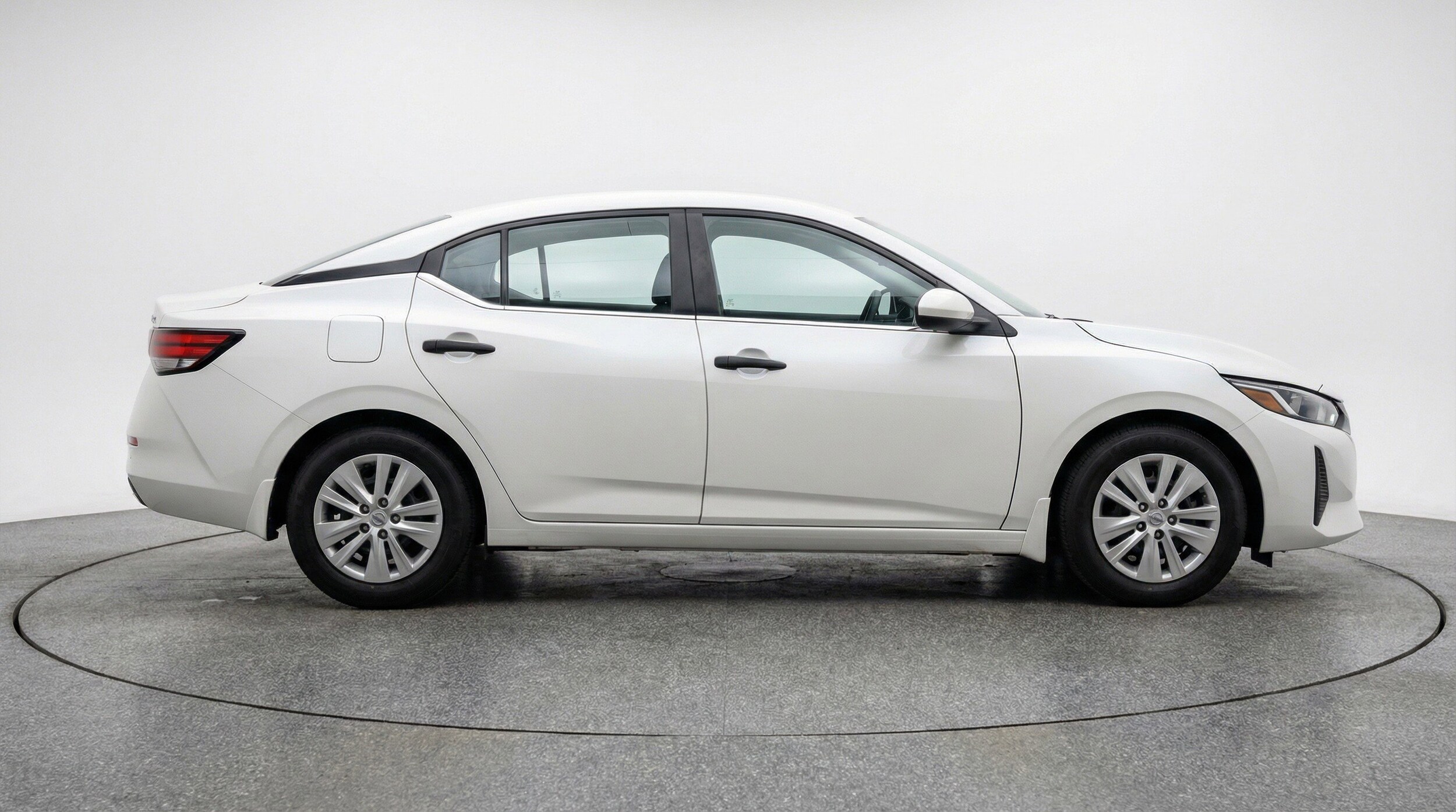 Thumbnail: 2025 Nissan Sentra - 11