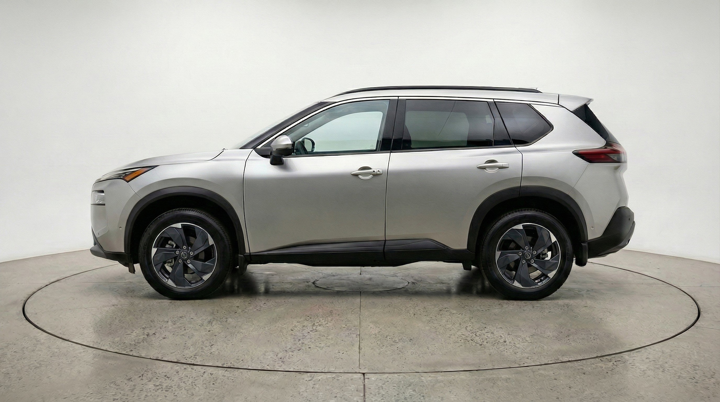 Thumbnail: 2025 Nissan Rogue - 5