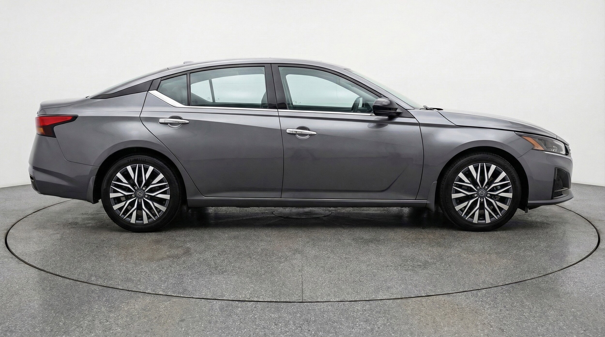 Thumbnail: 2025 Nissan Altima - 11