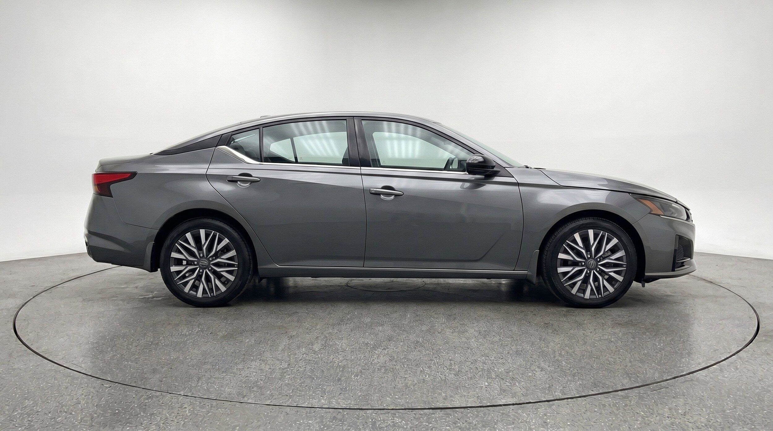 Thumbnail: 2025 Nissan Altima - 11