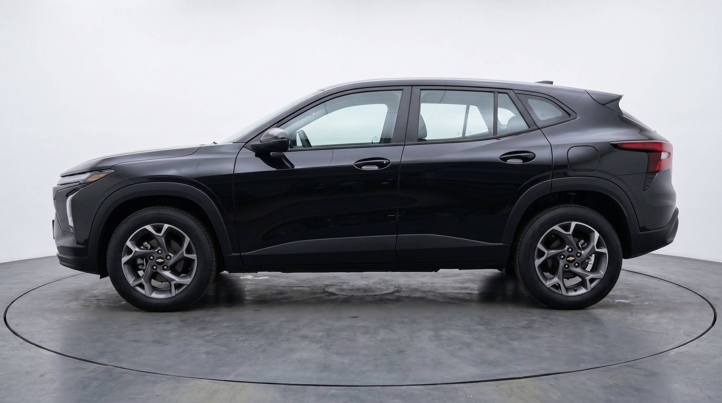 Thumbnail: 2025 Chevrolet Trax - 5
