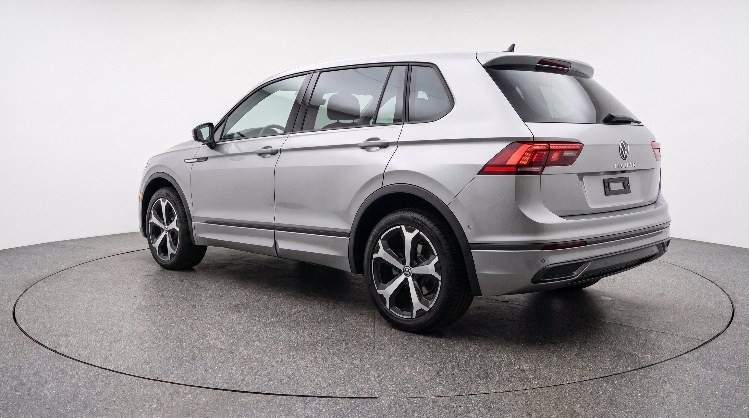 Thumbnail: 2026 Volkswagen Tiguan - 6