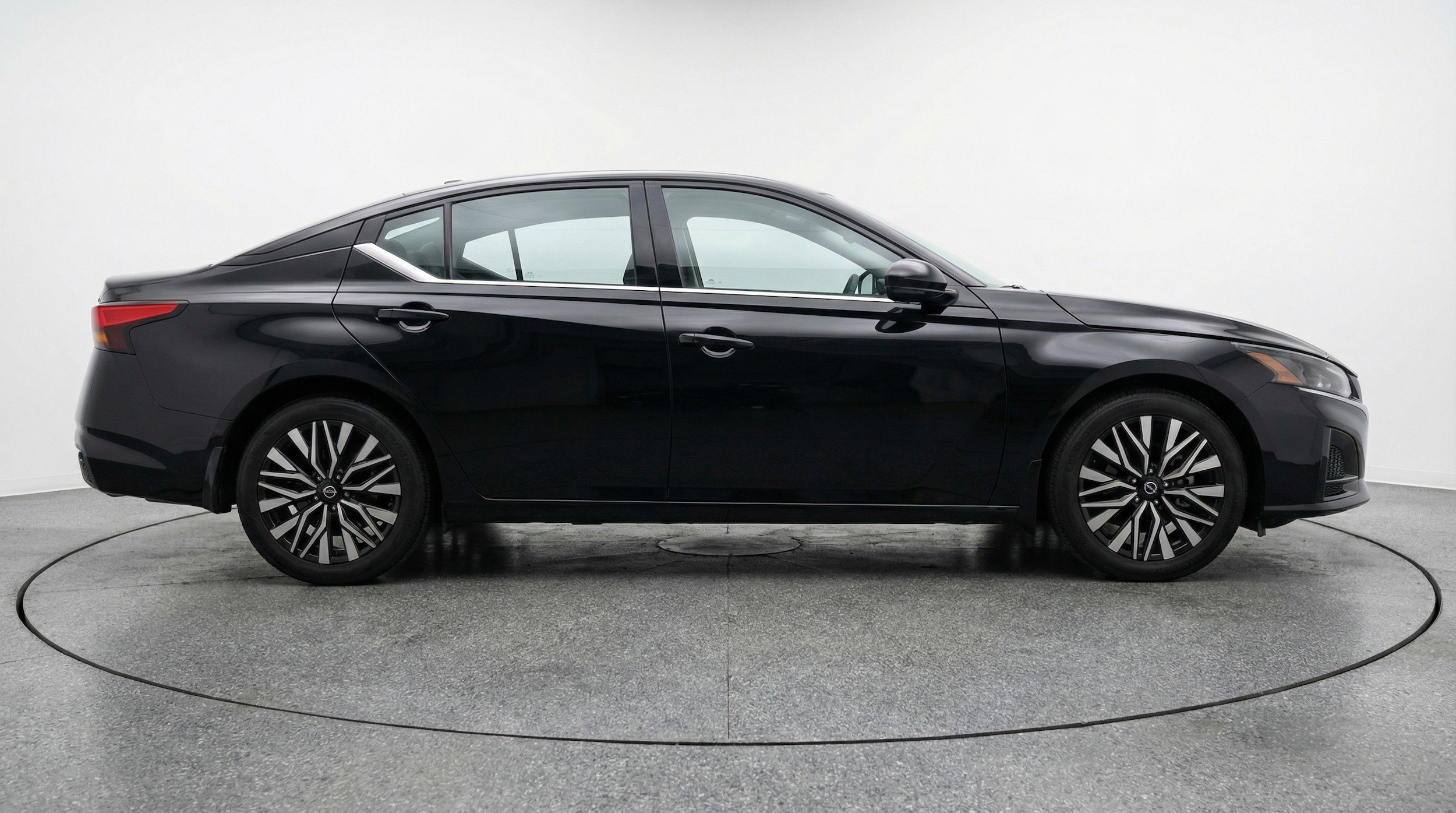 Thumbnail: 2025 Nissan Altima - 11