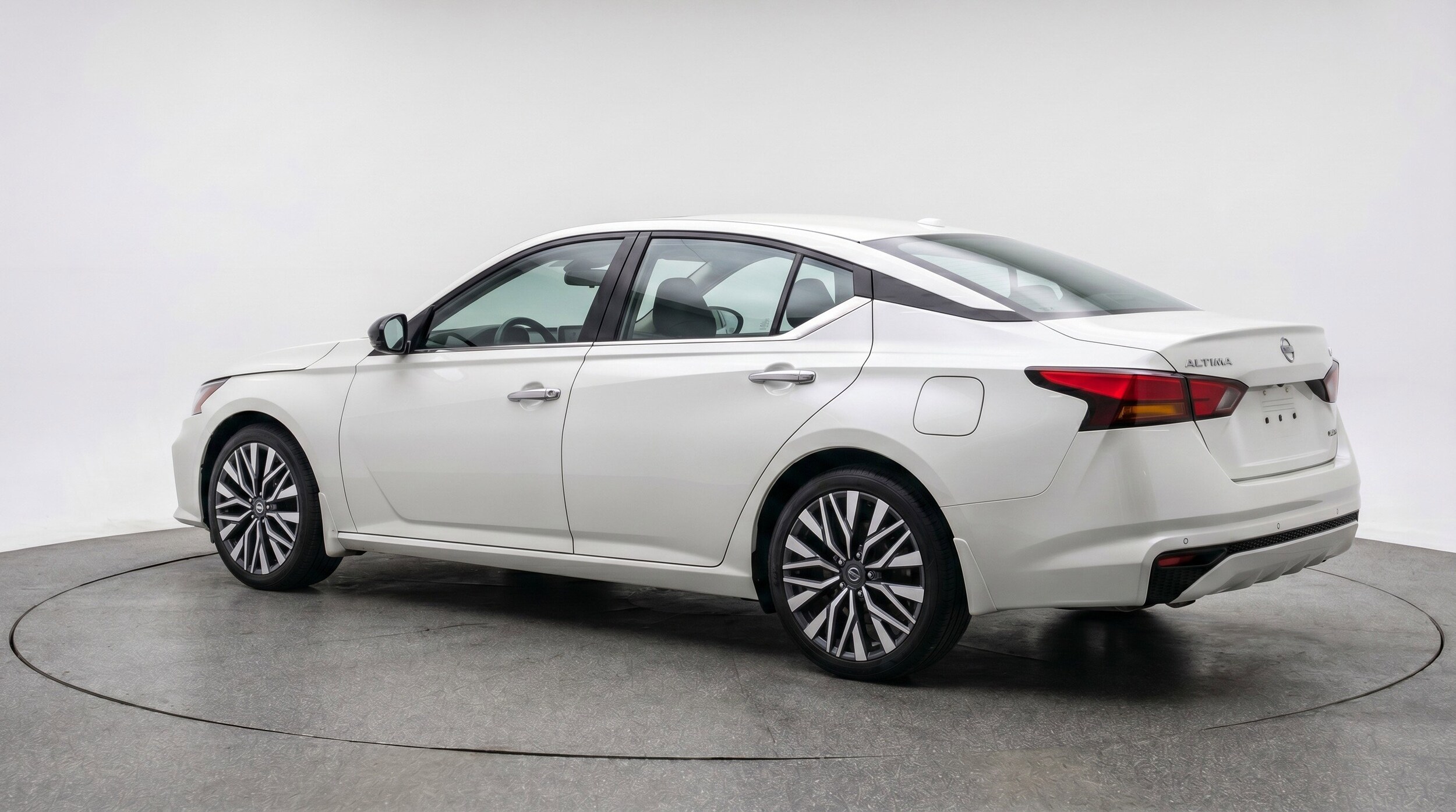 Thumbnail: 2025 Nissan Altima - 6