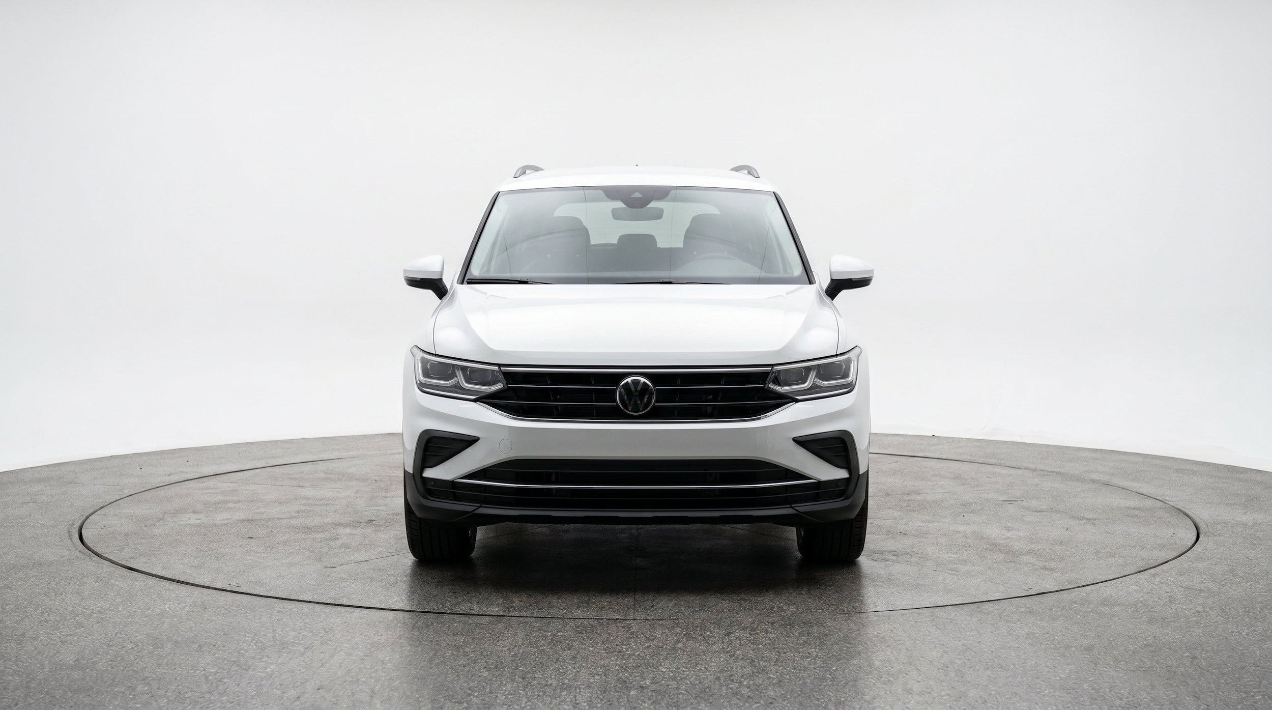 Thumbnail: 2026 Volkswagen Tiguan - 2