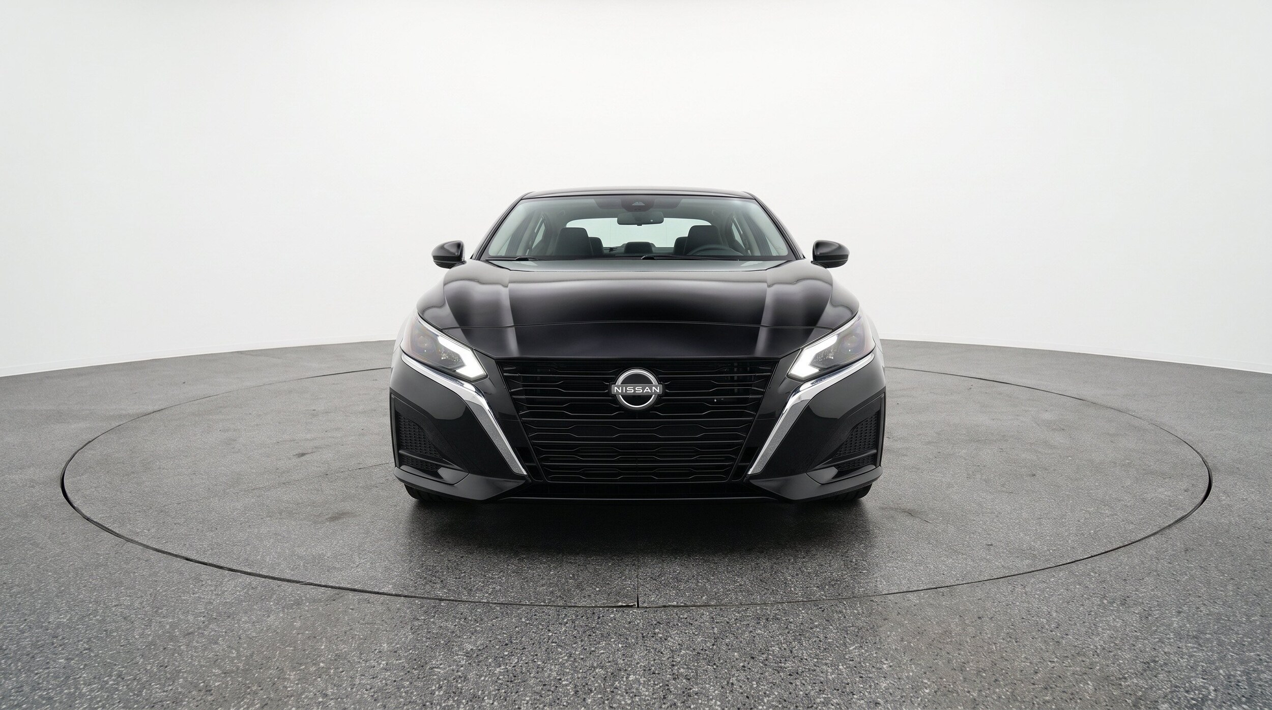 Thumbnail: 2025 Nissan Altima - 2