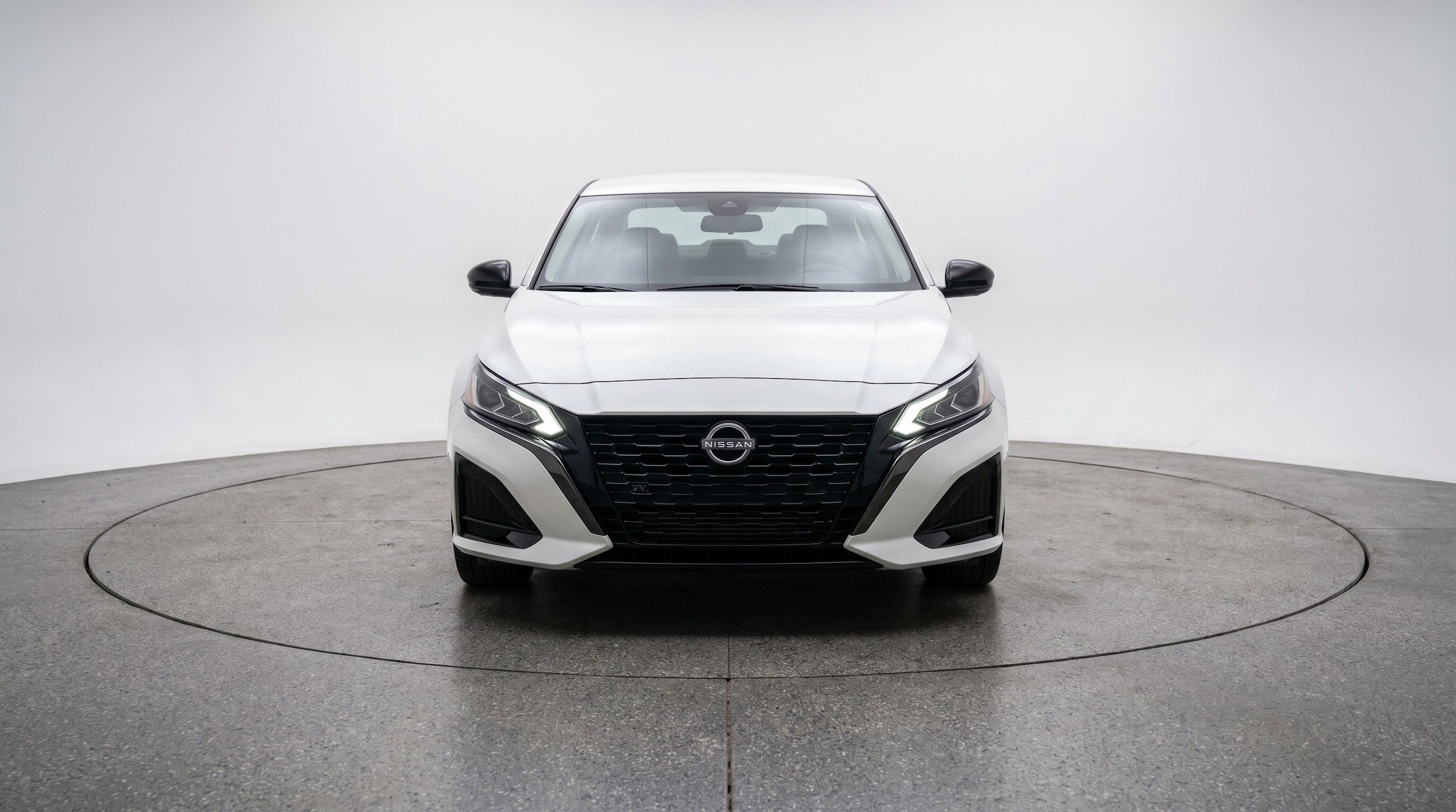 Thumbnail: 2025 Nissan Altima - 2