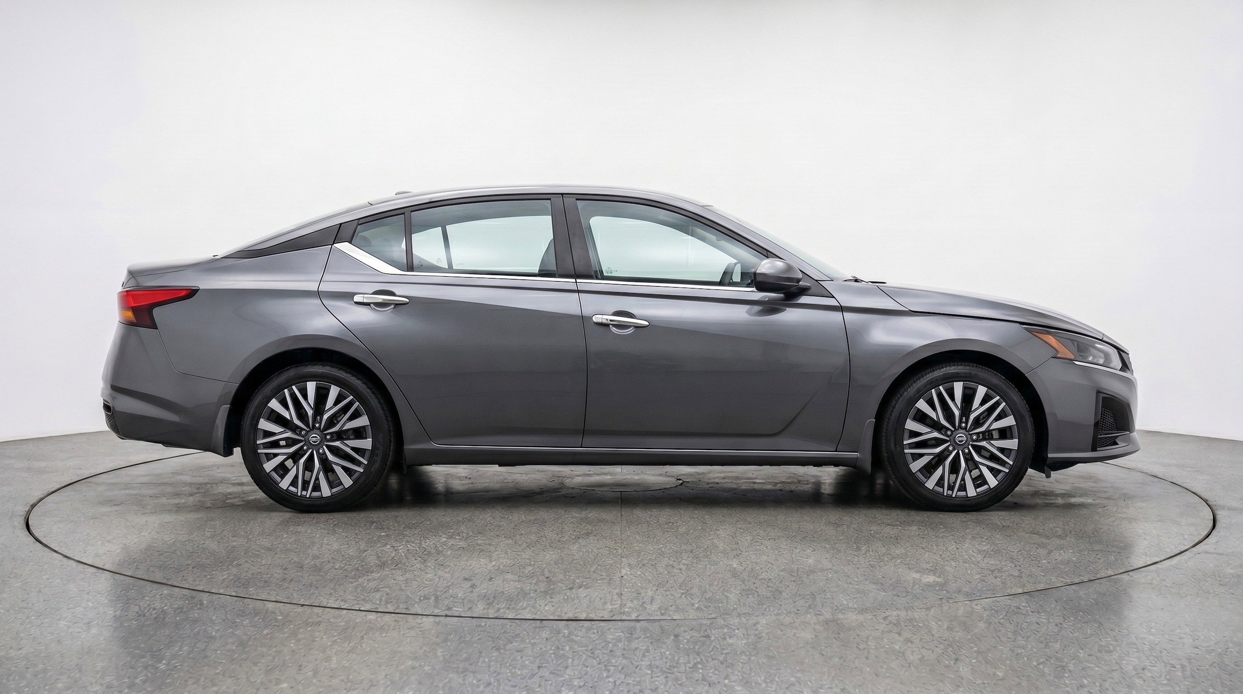 Thumbnail: 2025 Nissan Altima - 11