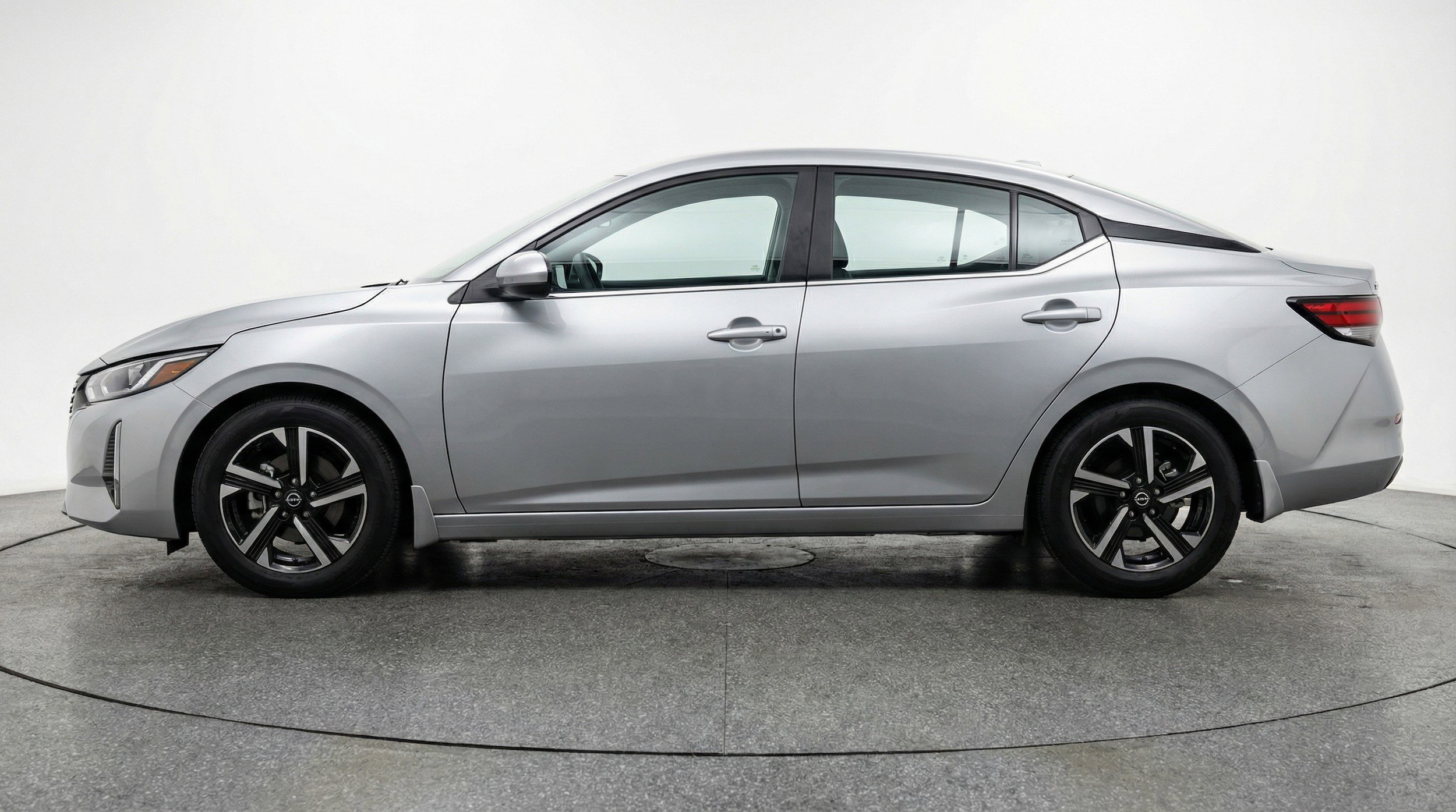 Thumbnail: 2025 Nissan Sentra - 5