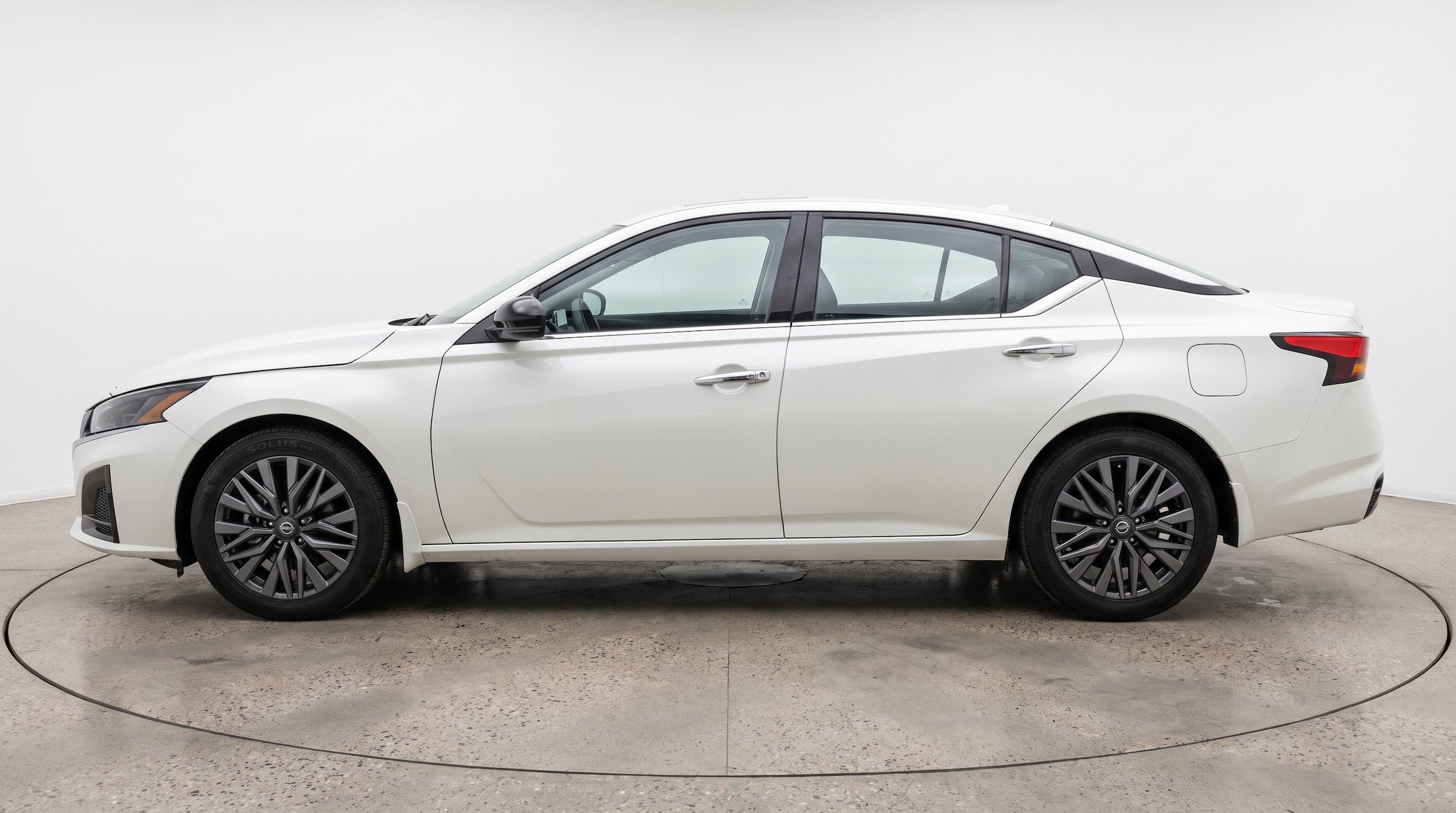 Thumbnail: 2025 Nissan Altima - 5