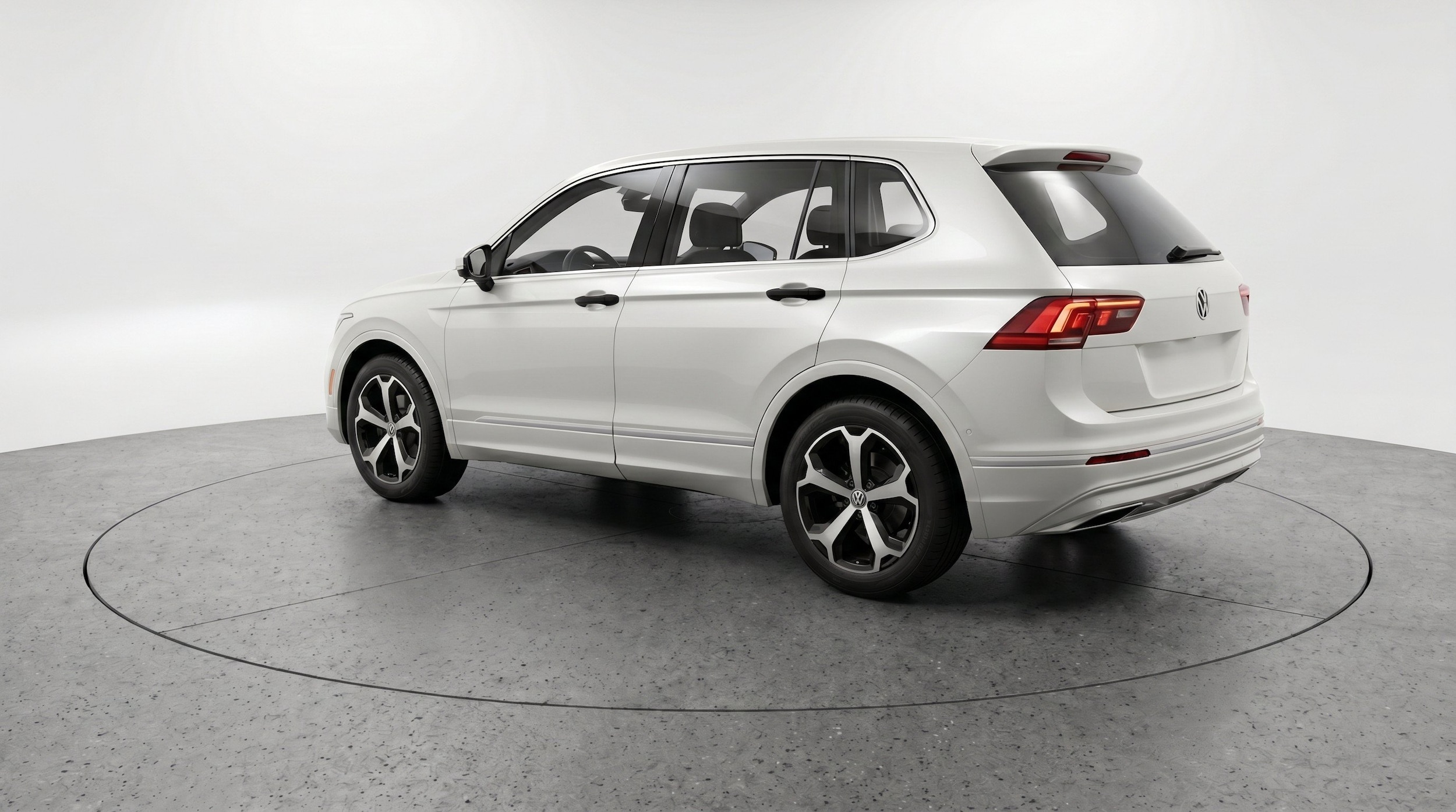 Thumbnail: 2026 Volkswagen Tiguan - 6