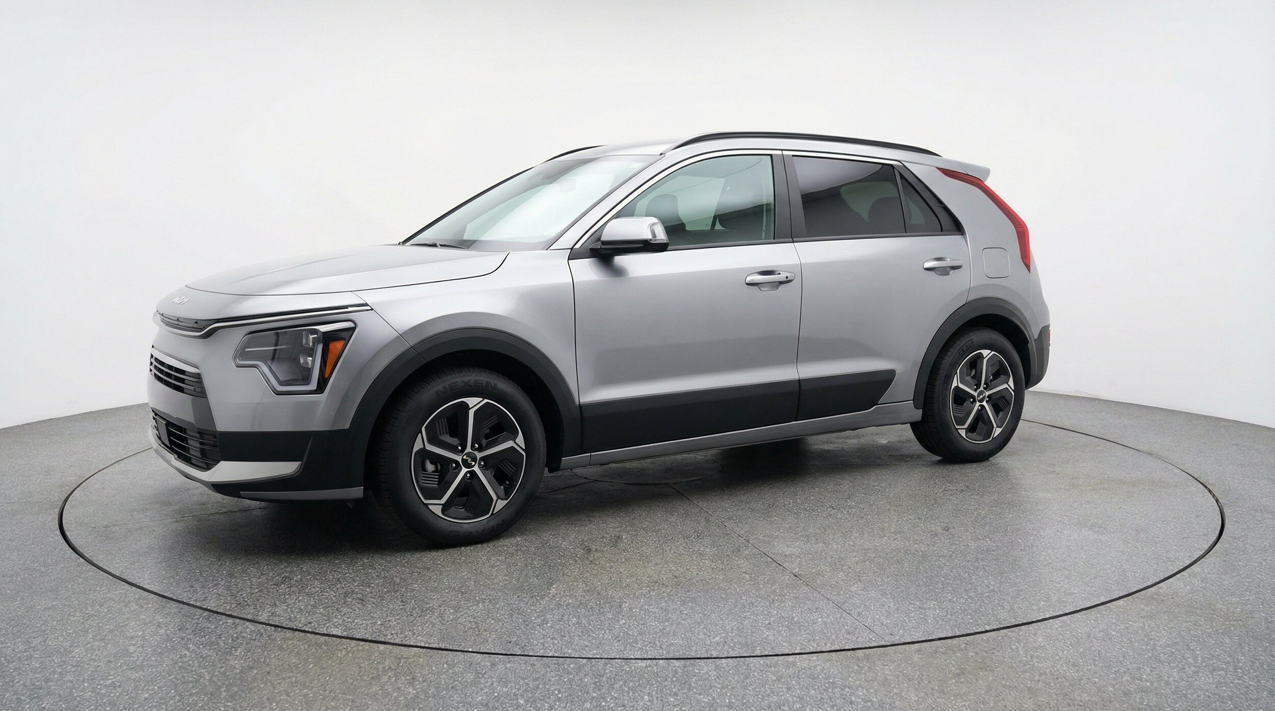 Thumbnail: 2026 Kia Niro - 3