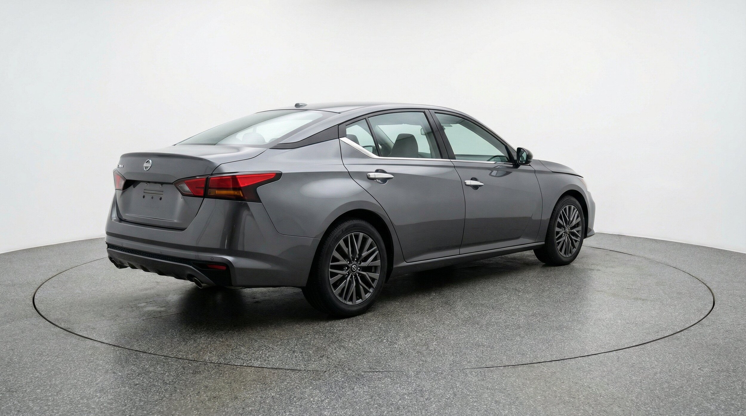 Thumbnail: 2025 Nissan Altima - 9
