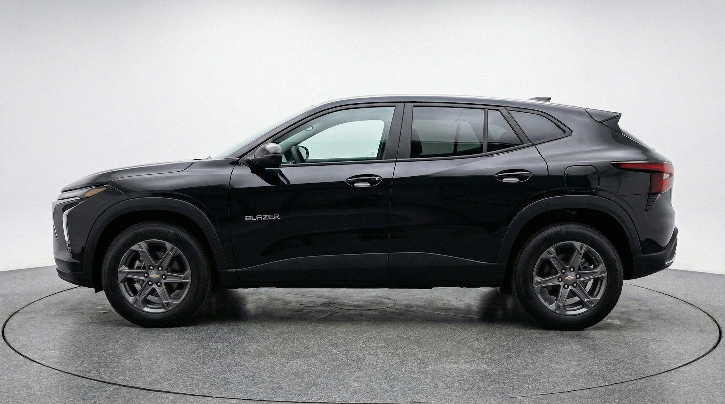 Thumbnail: 2025 Chevrolet Blazer - 5