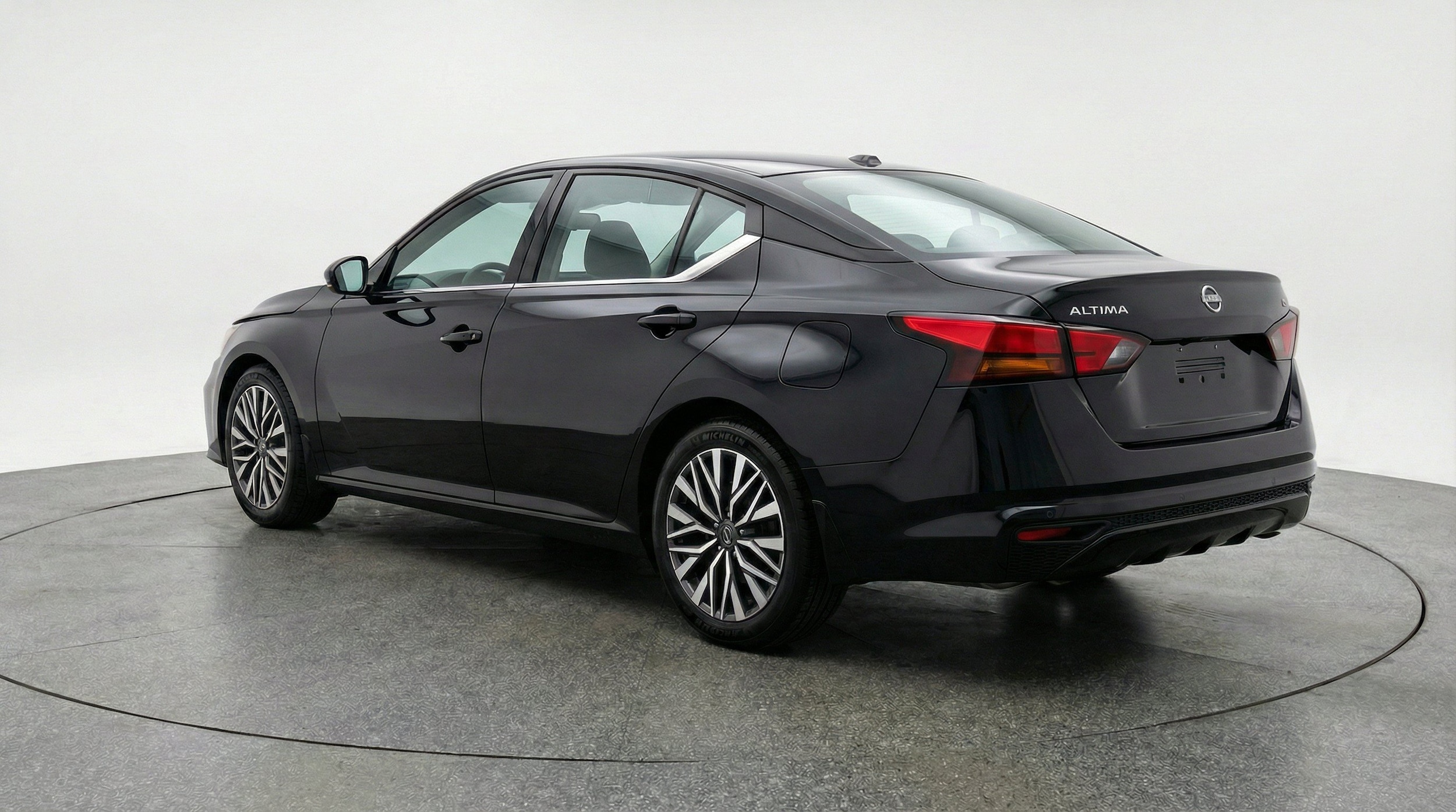 Thumbnail: 2025 Nissan Altima - 6