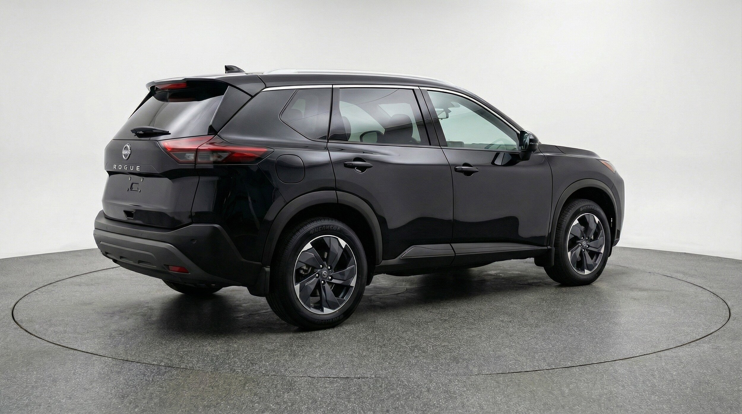 Thumbnail: 2025 Nissan Rogue - 9