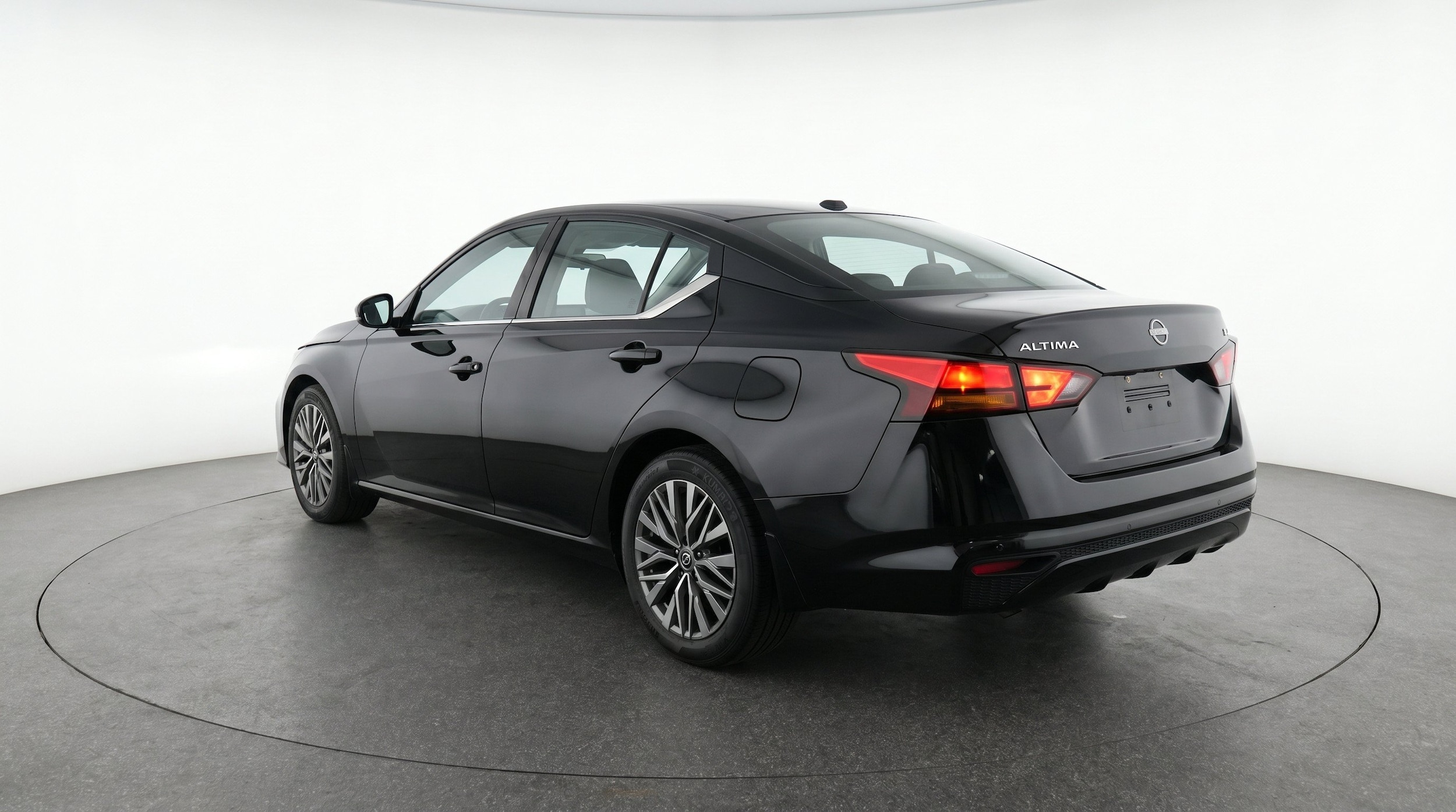 Thumbnail: 2026 Nissan Altima - 6