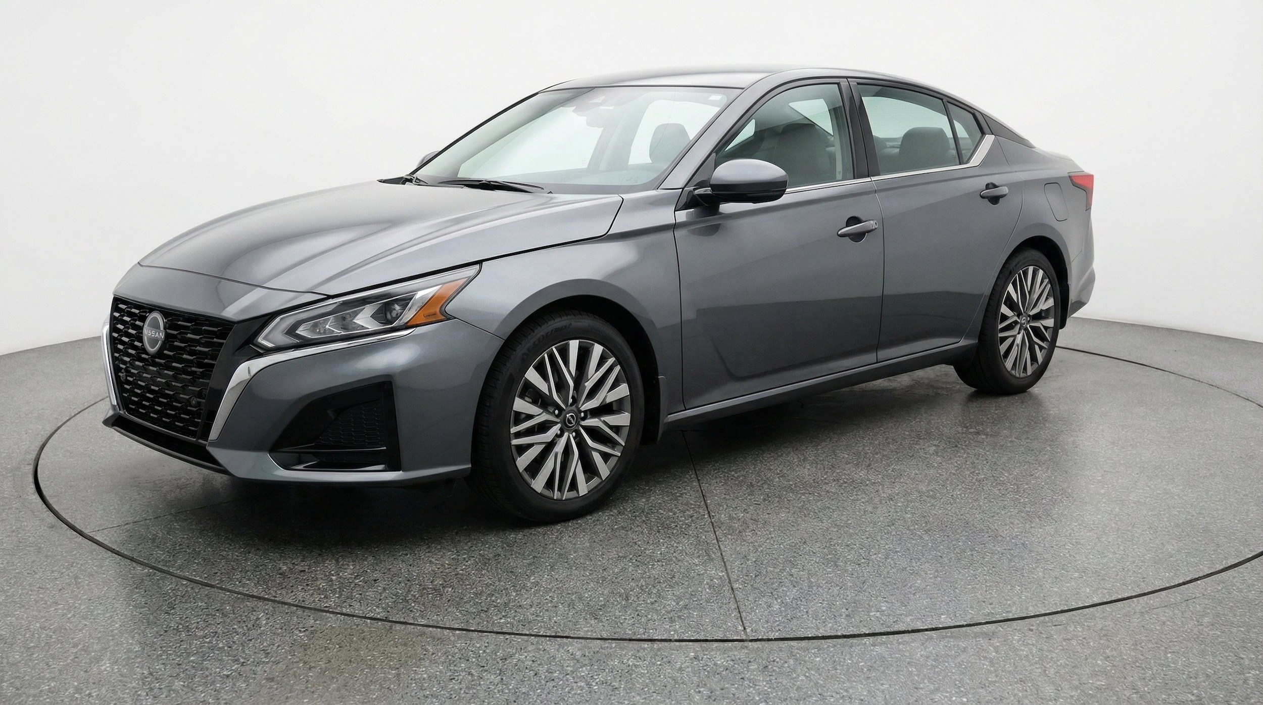 Thumbnail: 2025 Nissan Altima - 3